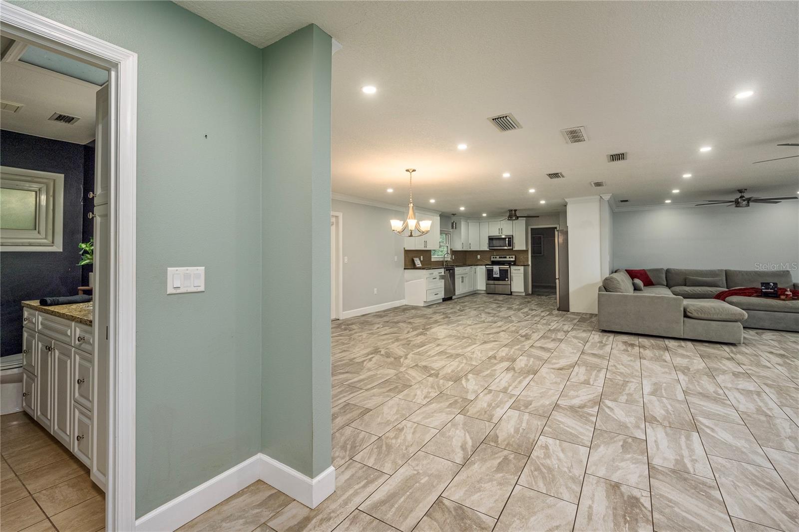 Image 14 of 34 For 4430 47th Place