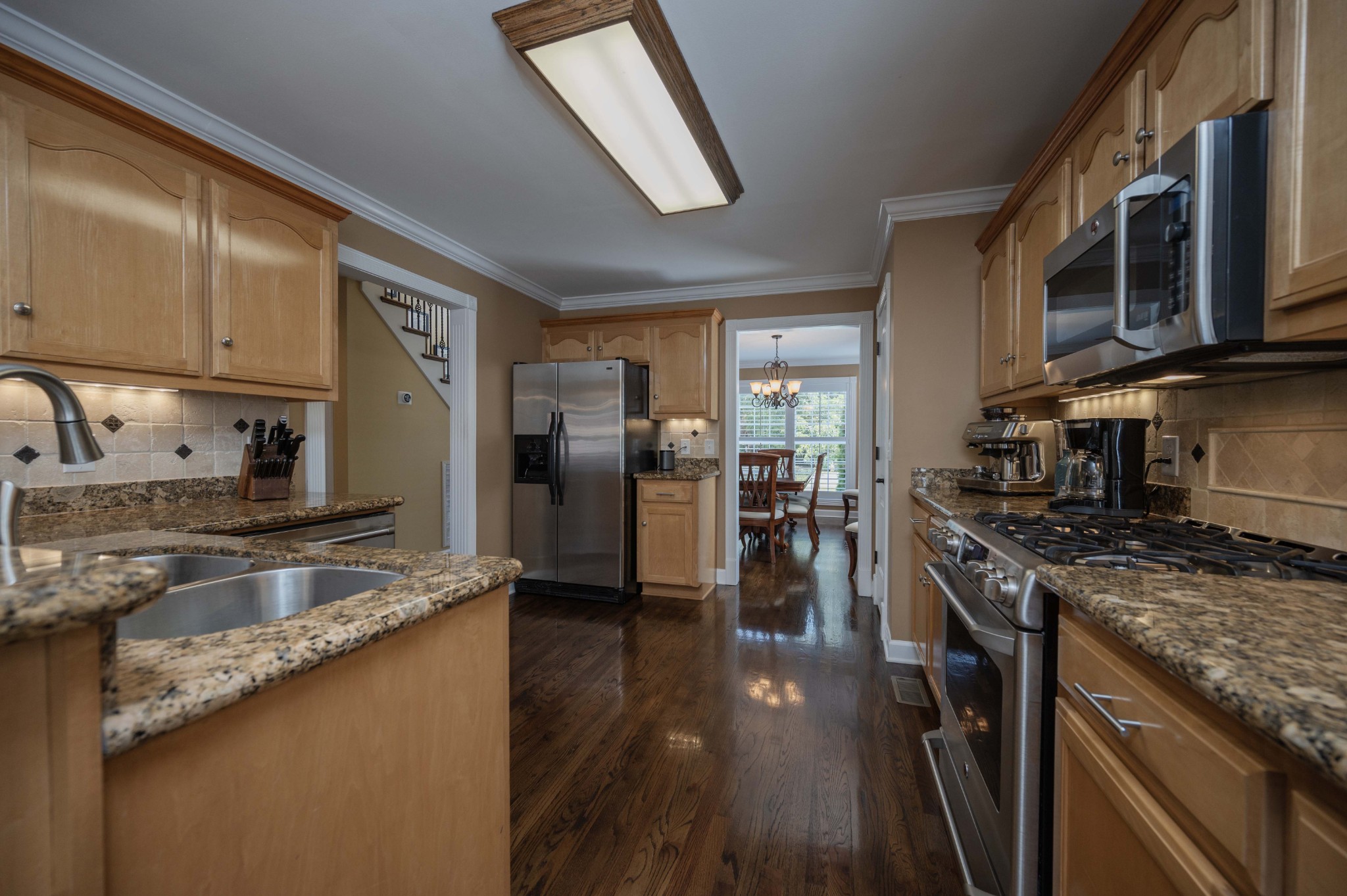 Image 12 of 53 For 340 Glassboro Court 4b