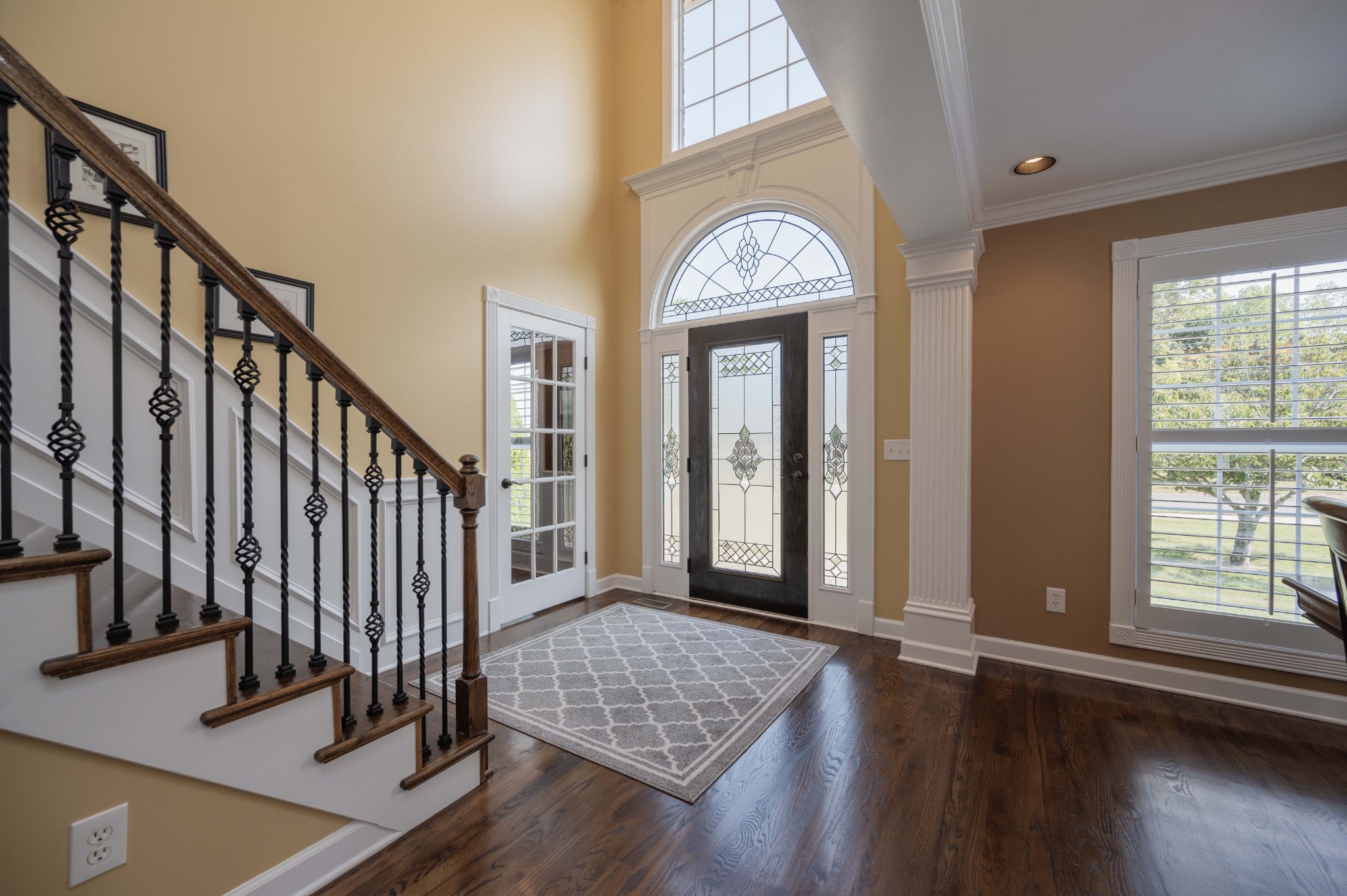 Image 3 of 53 For 340 Glassboro Court 4b