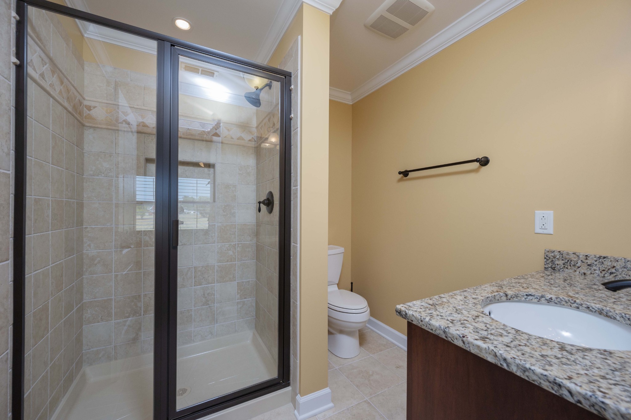 Image 42 of 53 For 340 Glassboro Court 4b