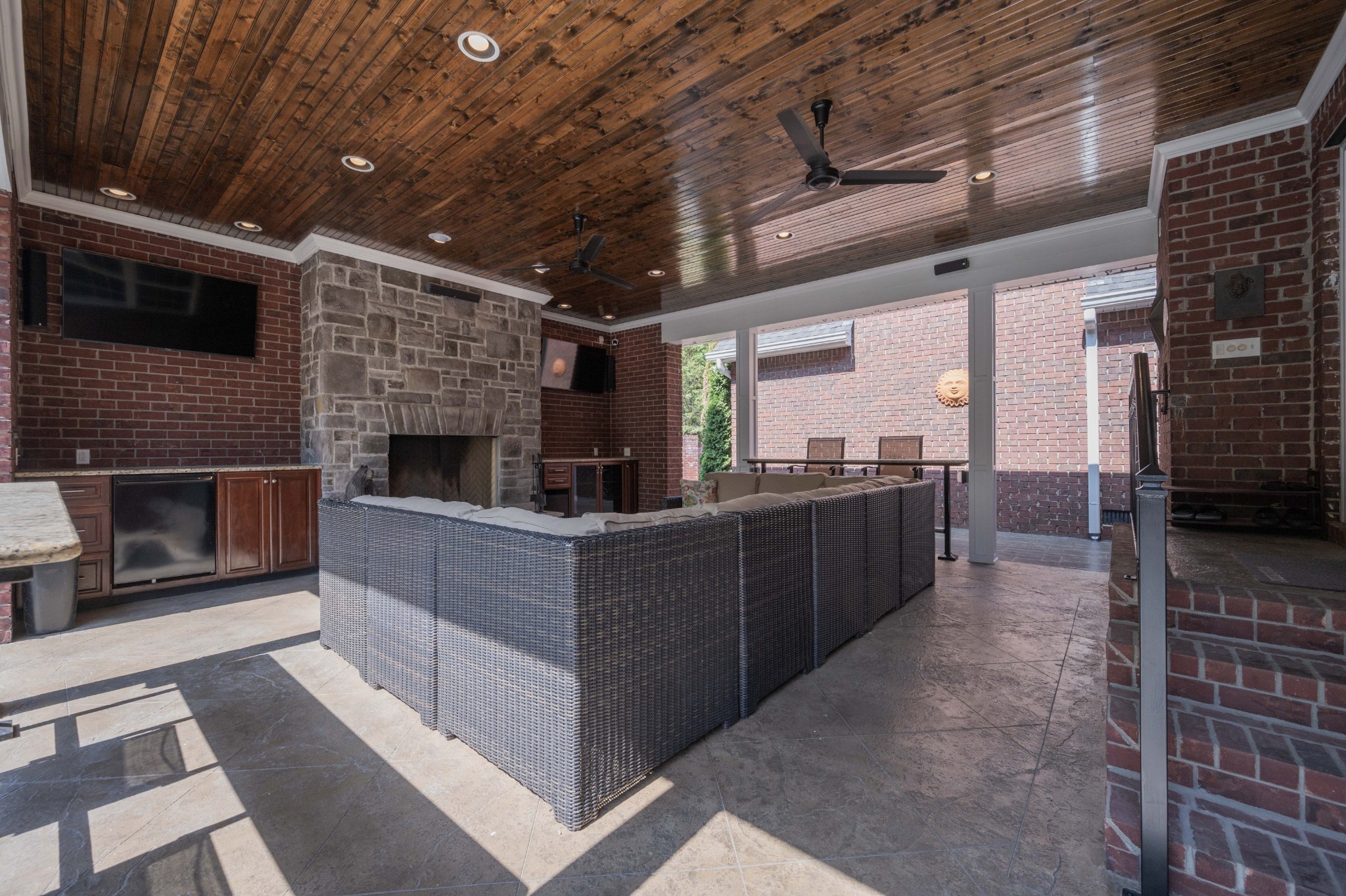 Image 49 of 53 For 340 Glassboro Court 4b