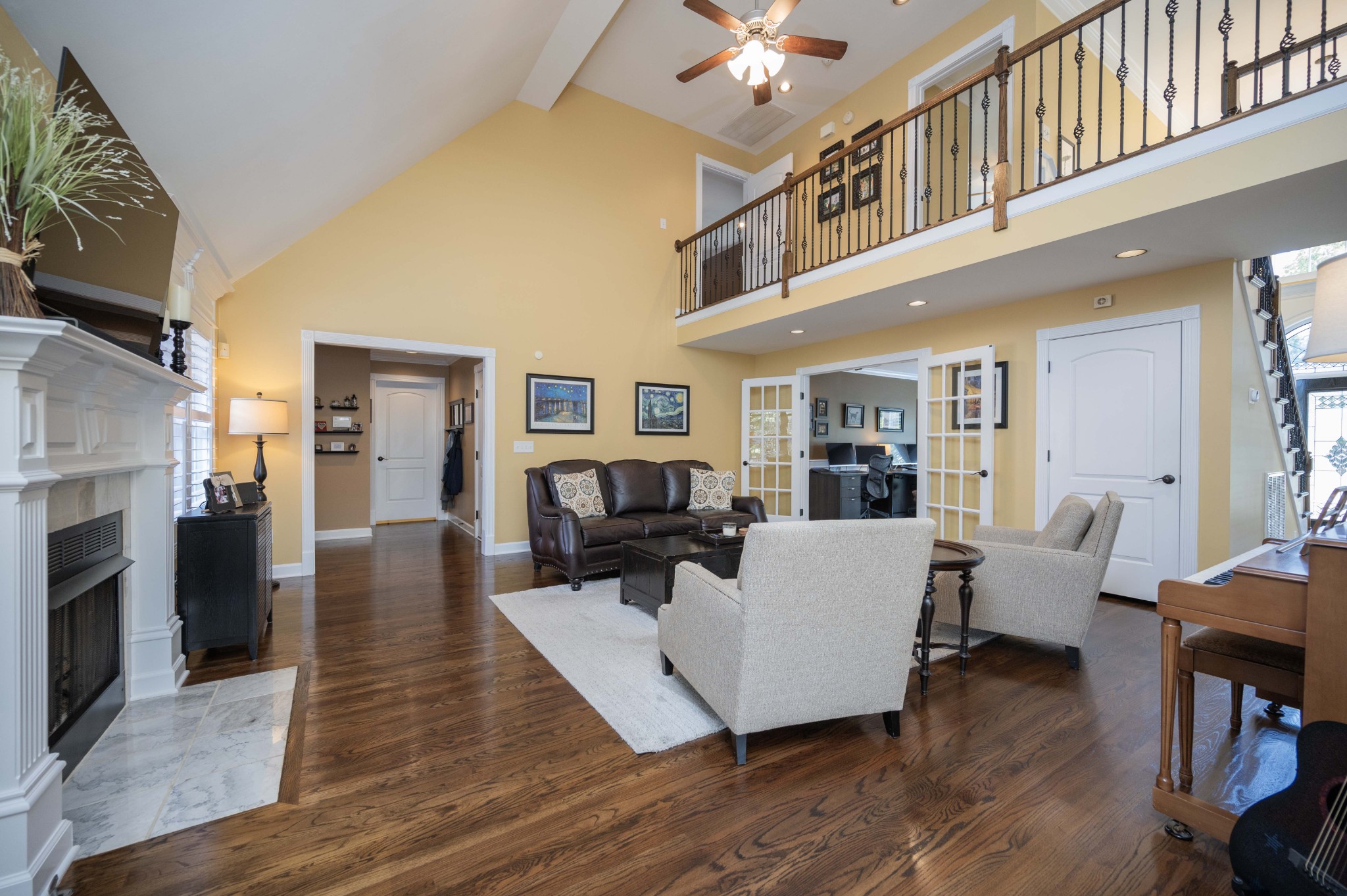 Image 6 of 53 For 340 Glassboro Court 4b