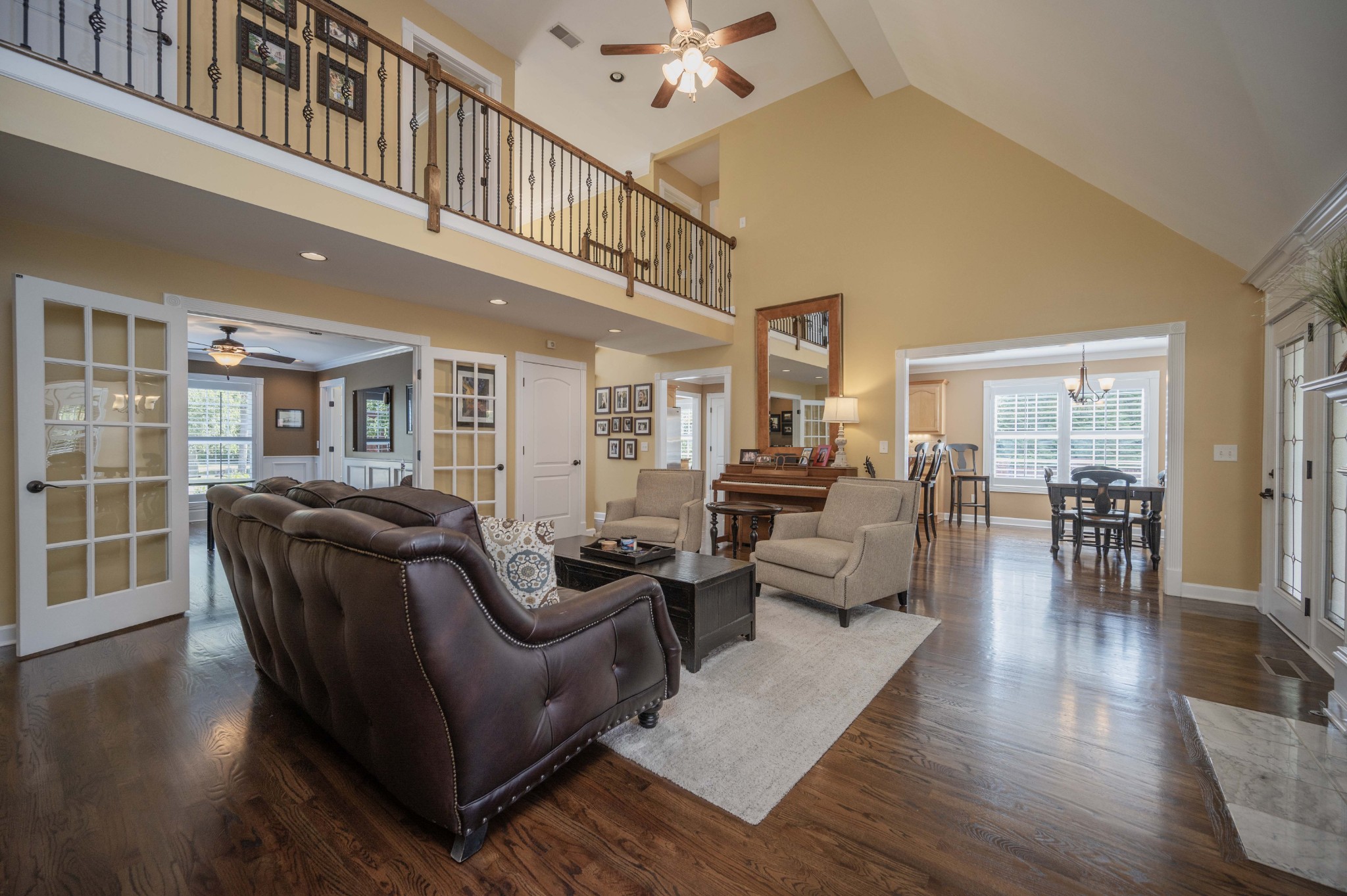 Image 7 of 53 For 340 Glassboro Court 4b