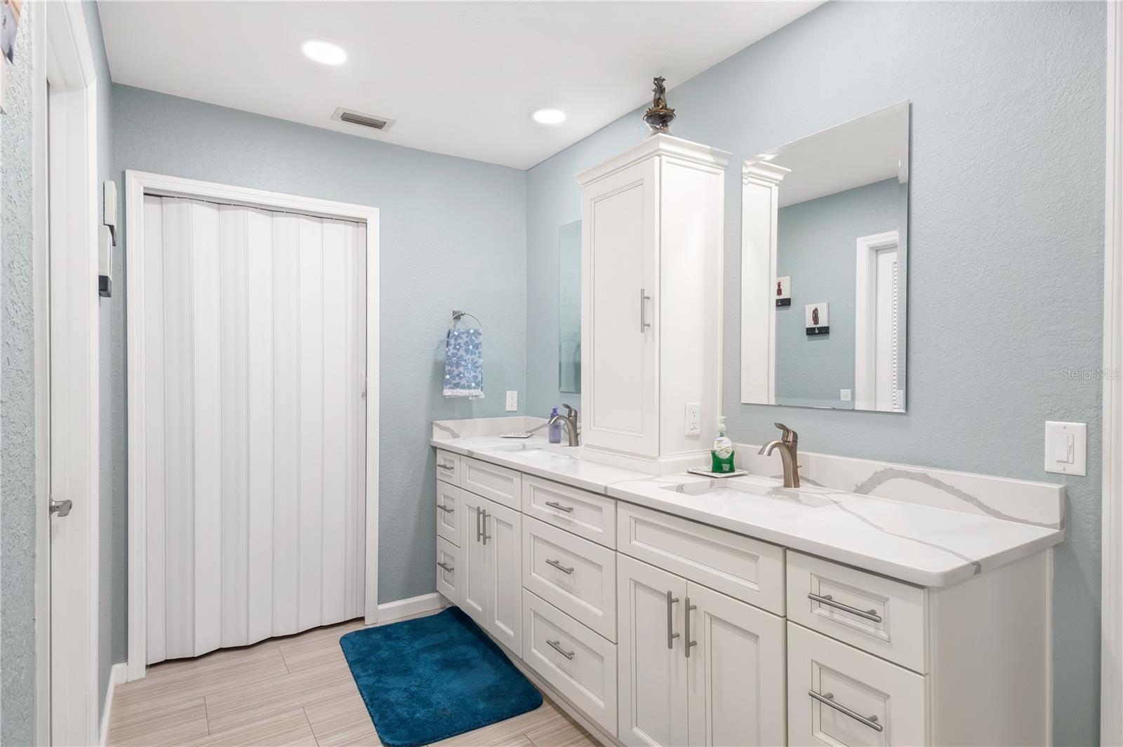 Image 18 of 41 For 4530 78th Avenue