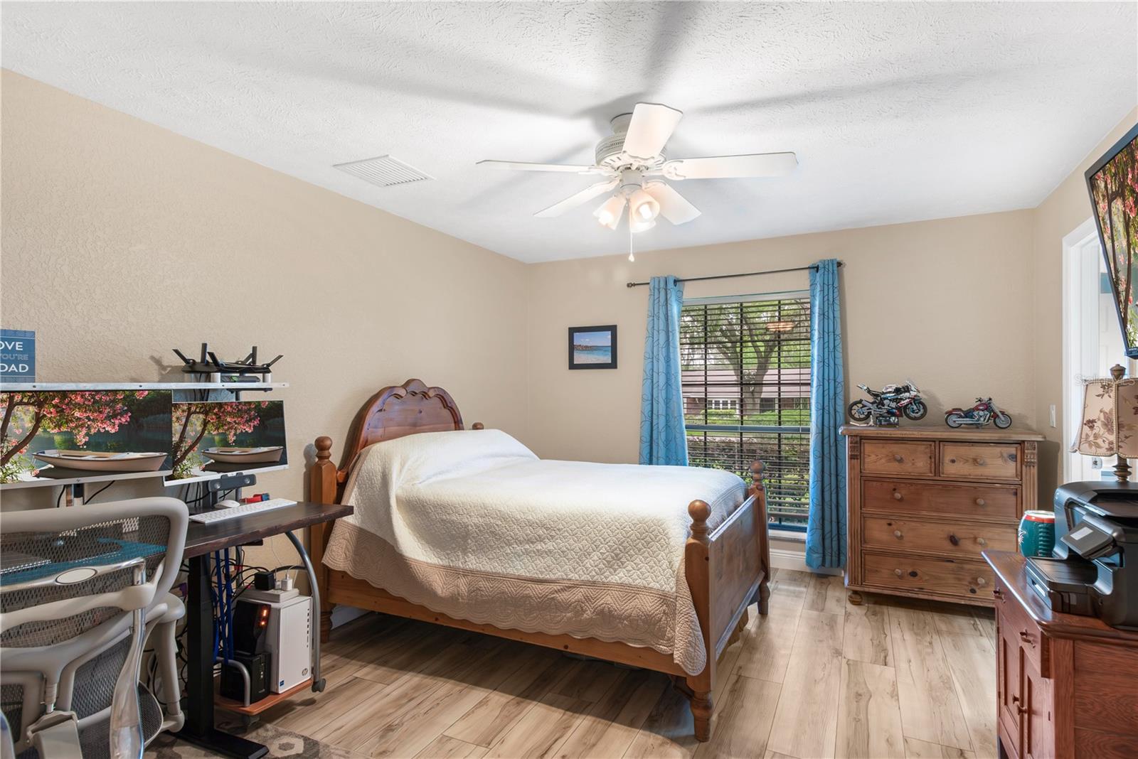 Image 23 of 41 For 4530 78th Avenue