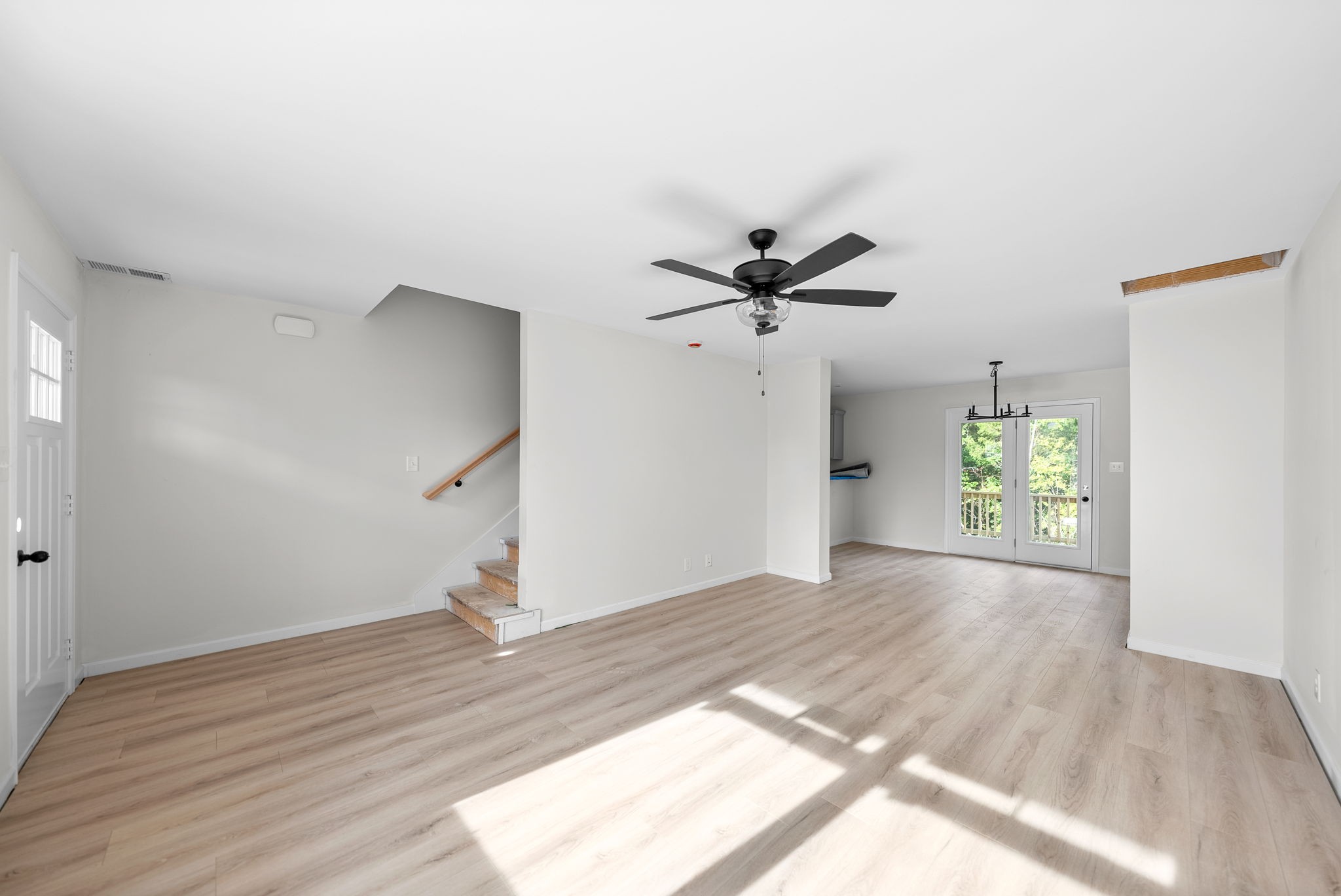 Image 5 of 26 For 4145 3rd Street