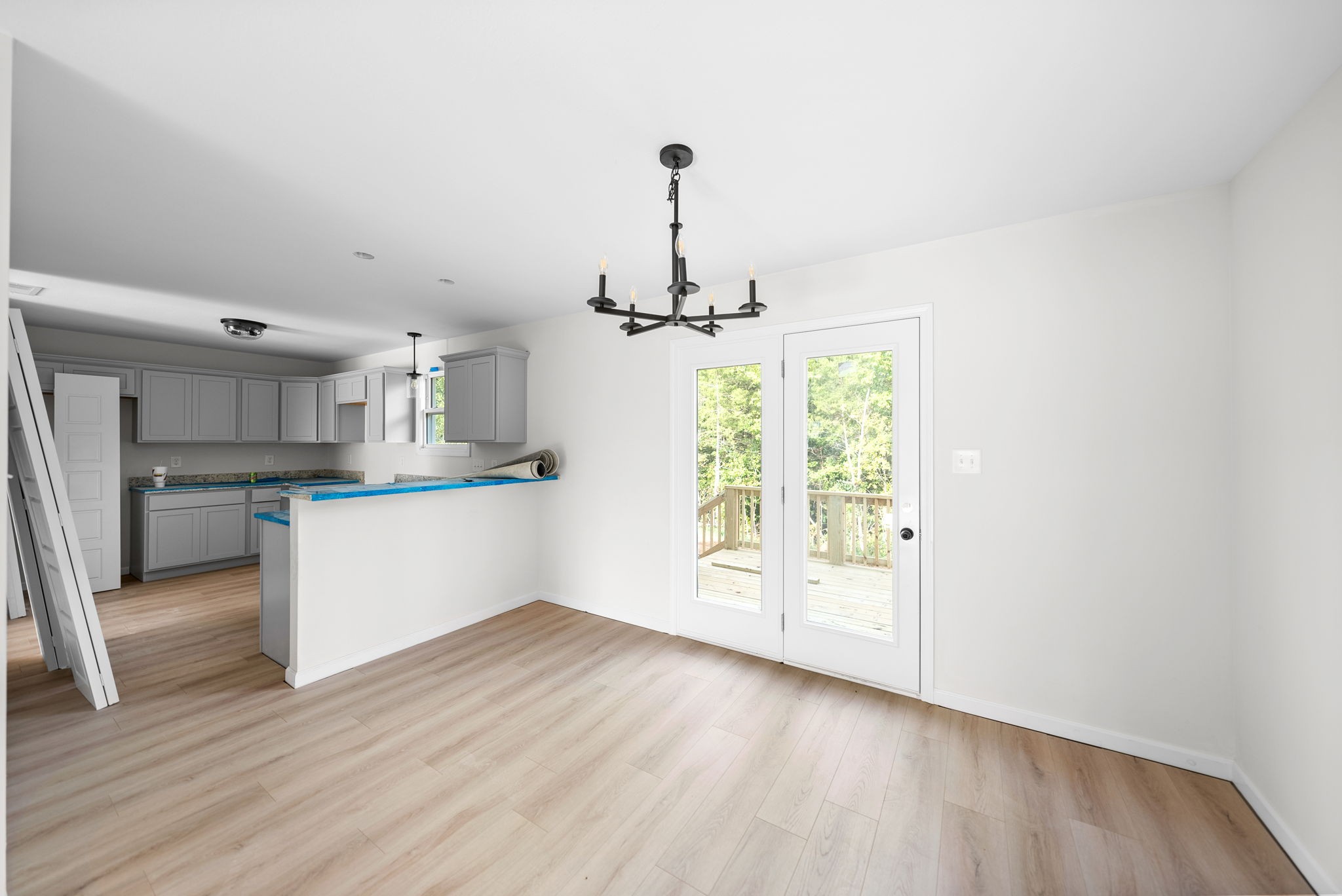 Image 8 of 26 For 4145 3rd Street