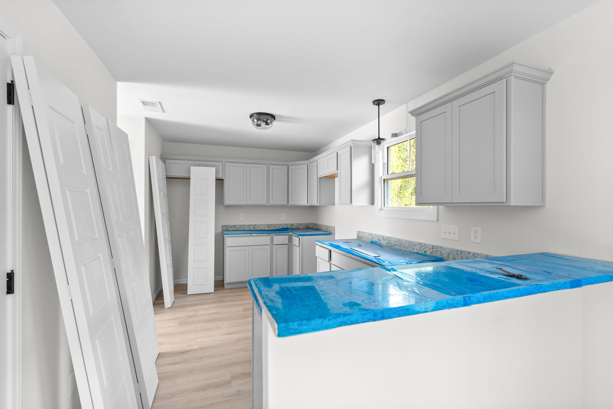 Image 9 of 26 For 4145 3rd Street