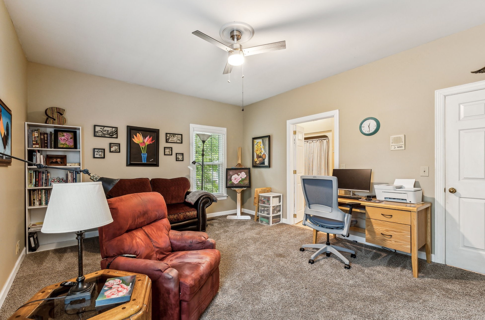 Image 18 of 38 For 4721 11 Street