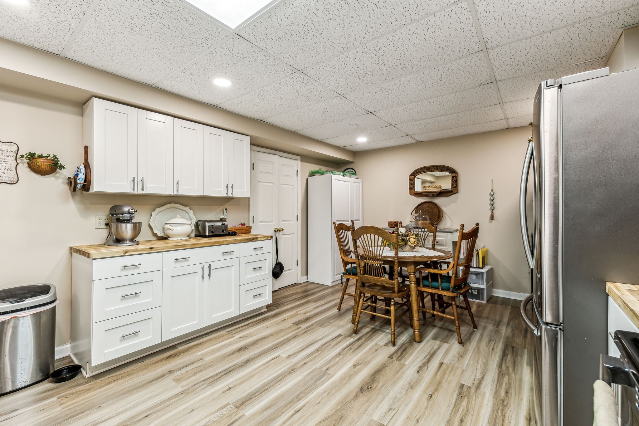 Image 22 of 38 For 4721 11 Street