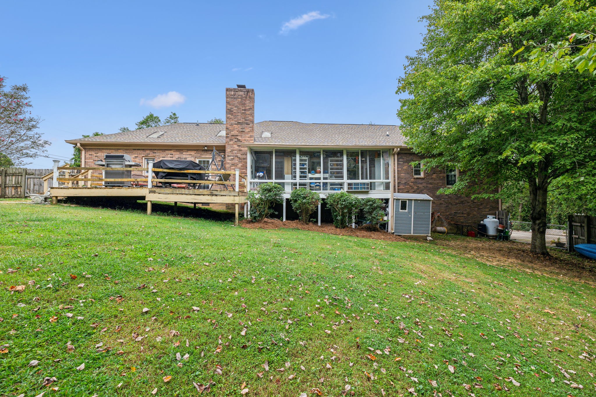 Image 32 of 38 For 4721 11 Street