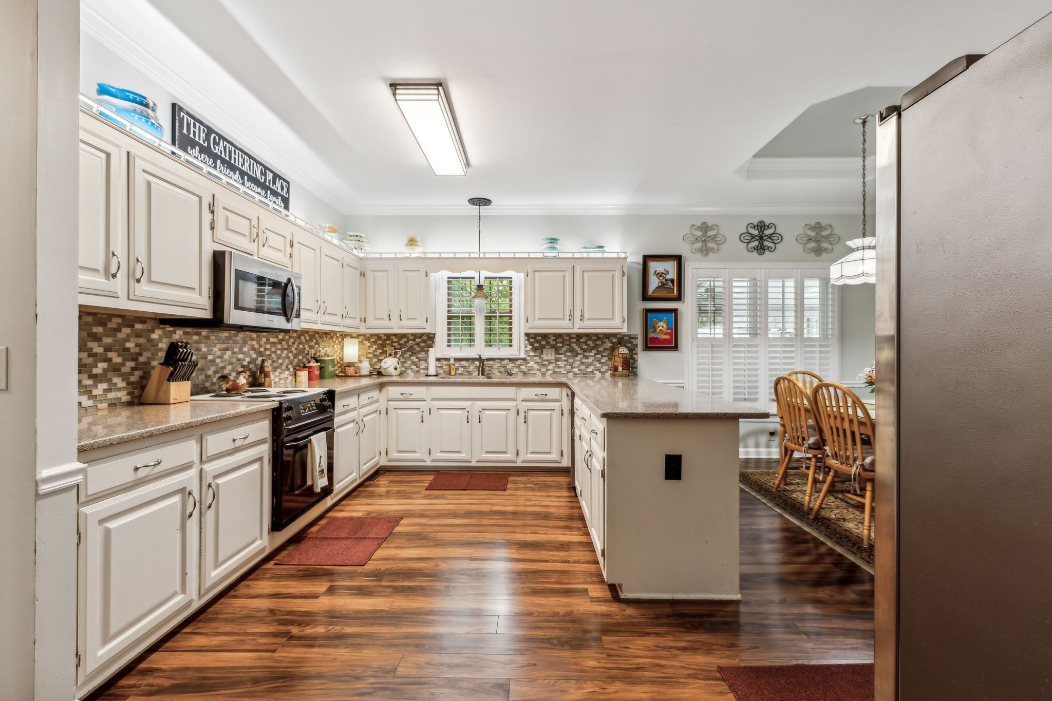 Image 6 of 38 For 4721 11 Street