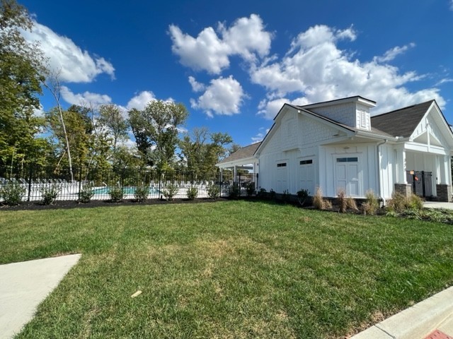 Listing photo id 16 for 8467 Doe Lane