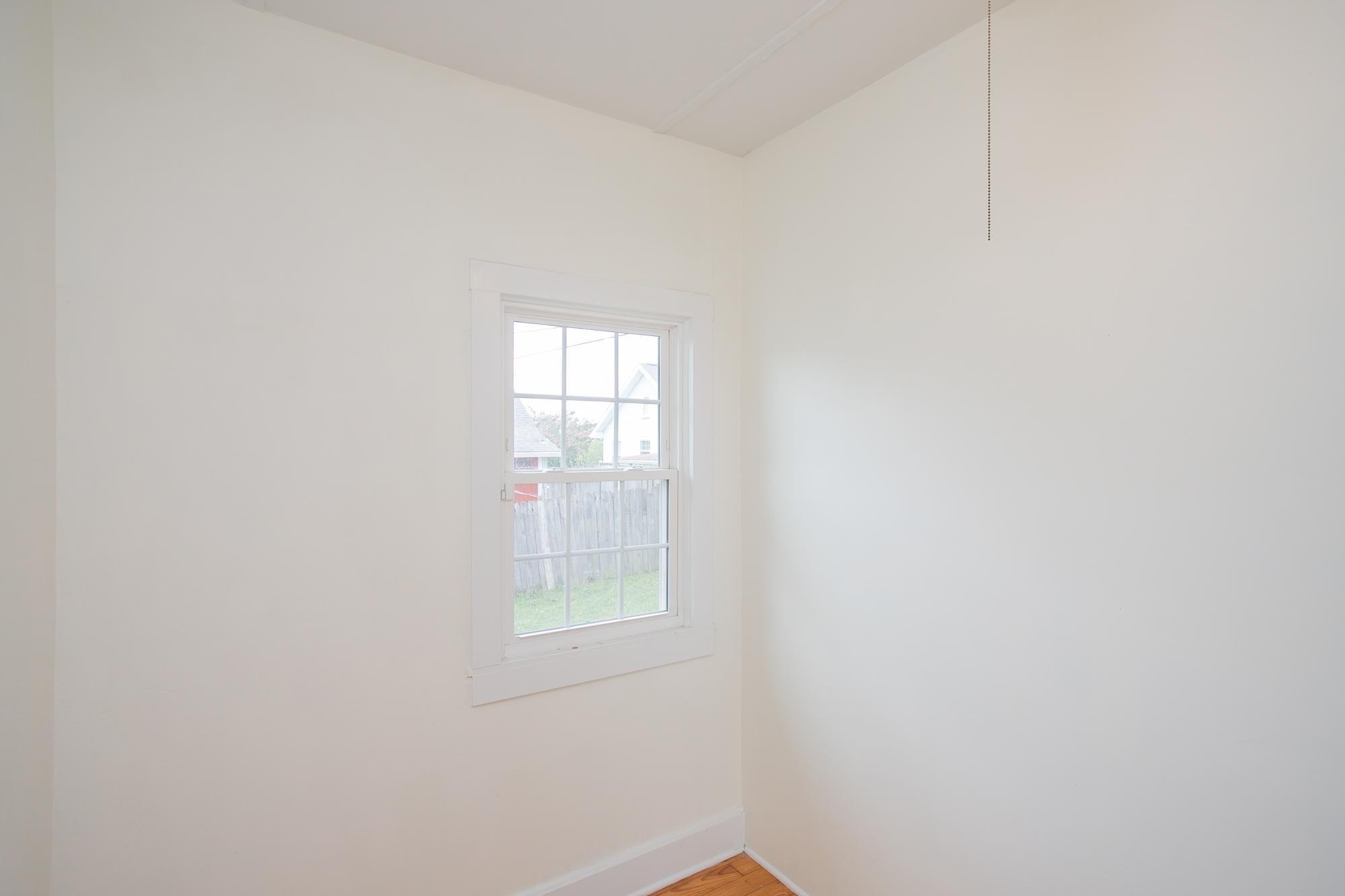 Listing photo id 26 for 1219 63rd Street Road
