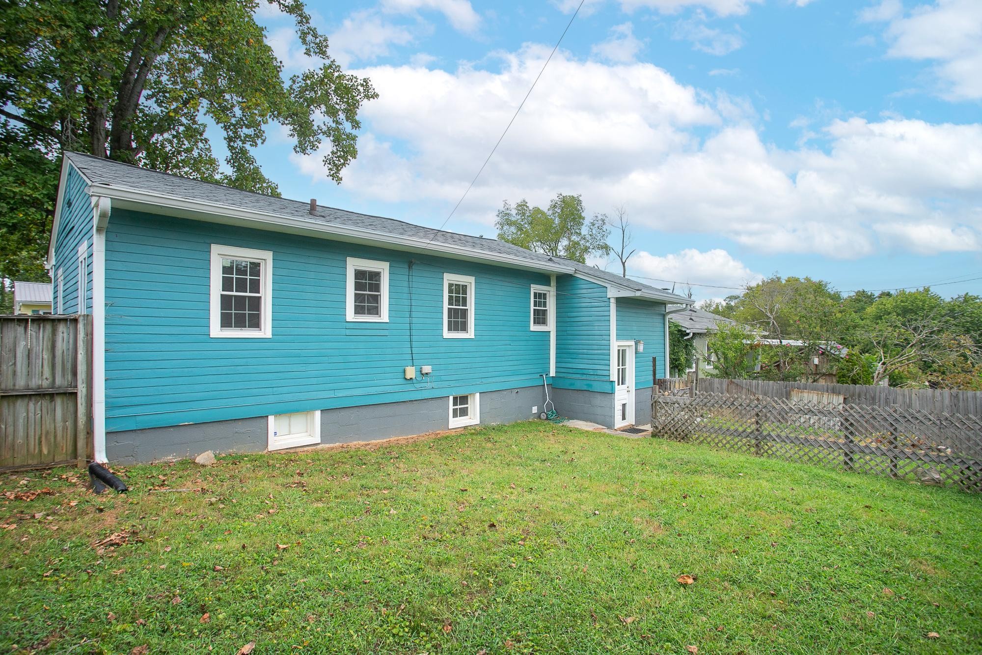 Listing photo id 36 for 1219 63rd Street Road