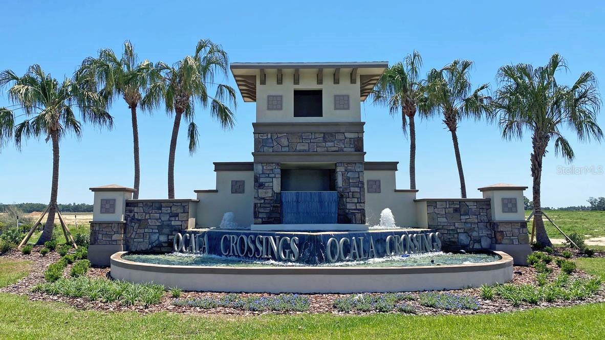 Listing photo id 17 for 4690 88th Lane