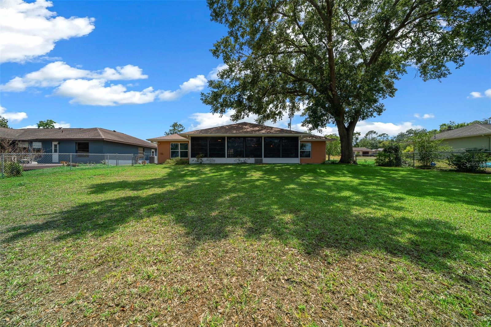 Image 32 of 65 For 21425 Plantation Street