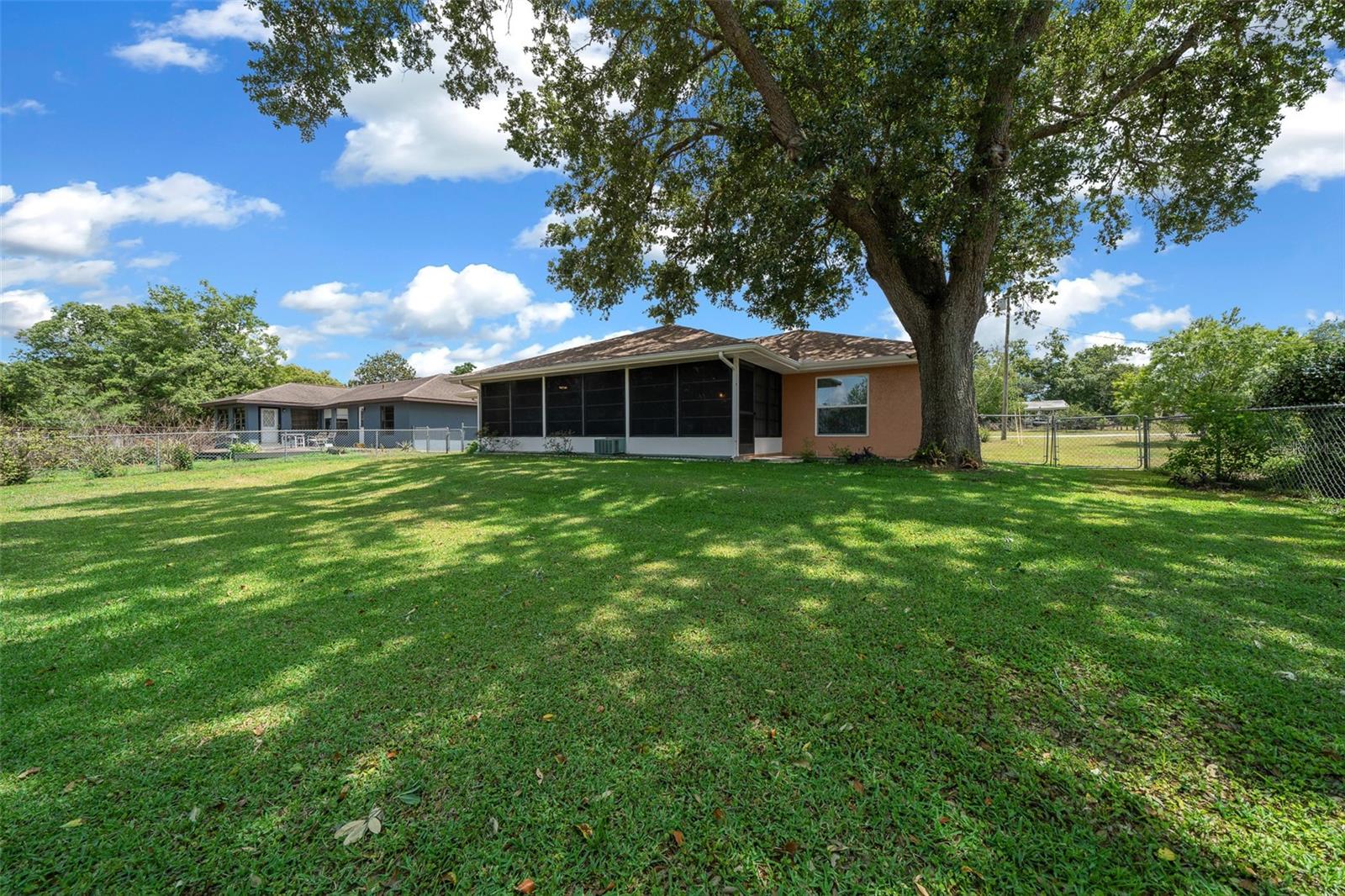 Image 34 of 65 For 21425 Plantation Street