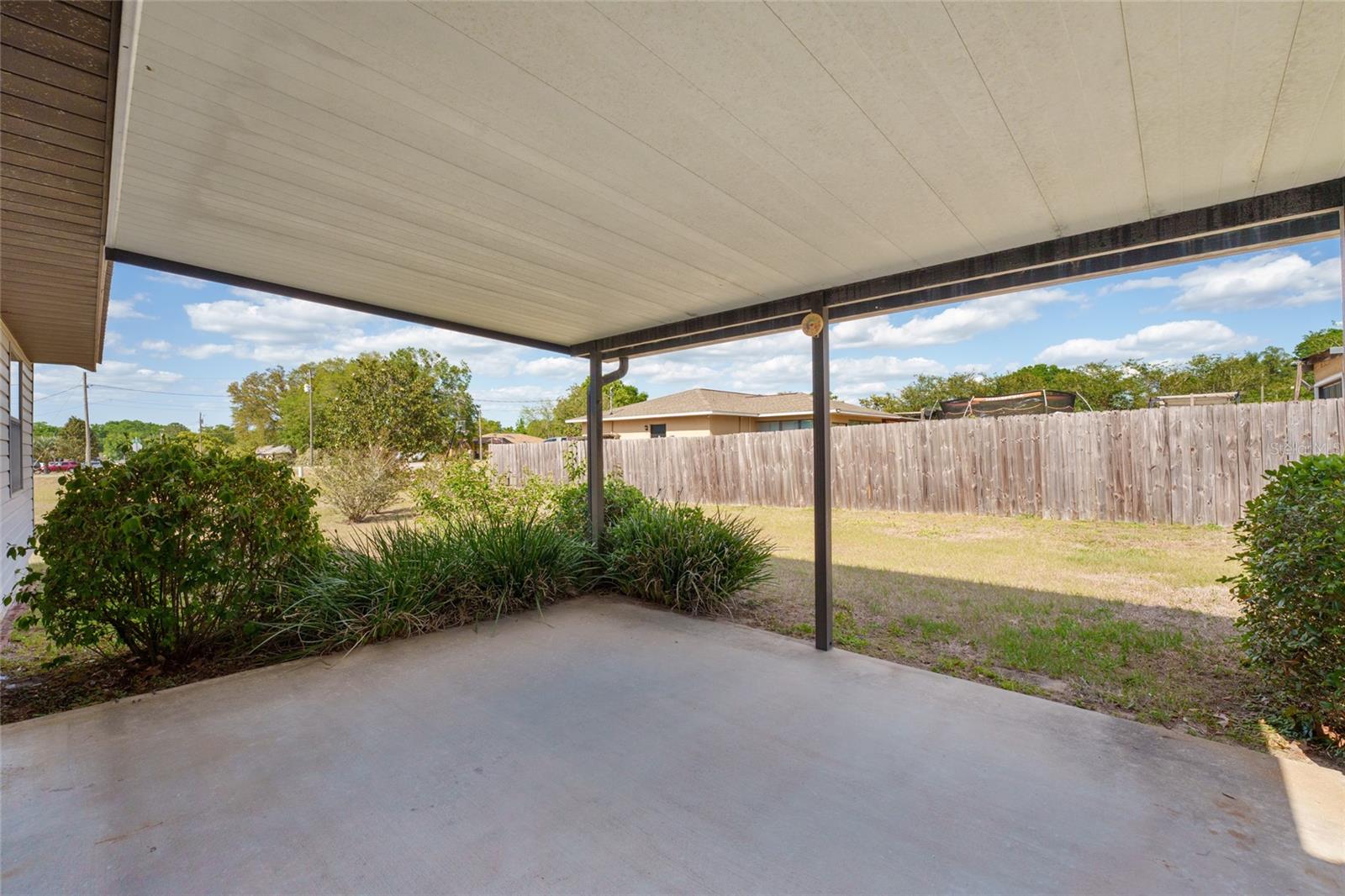 Image 11 of 50 For 14555 98th Avenue
