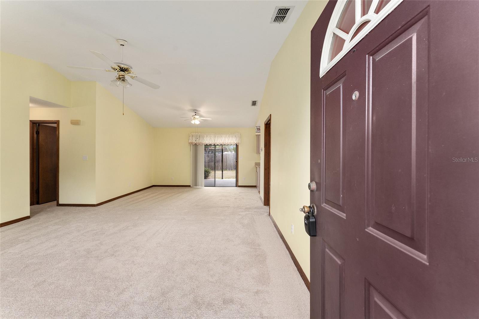 Image 13 of 50 For 14555 98th Avenue