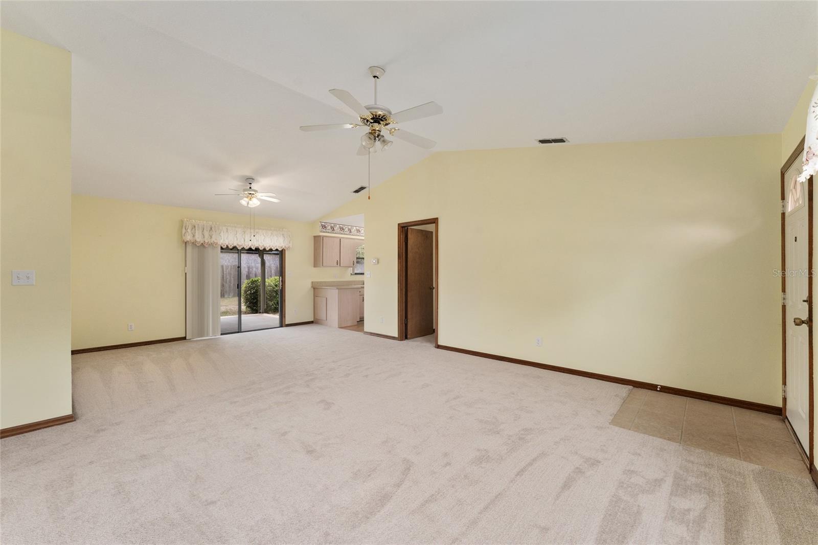 Image 16 of 50 For 14555 98th Avenue