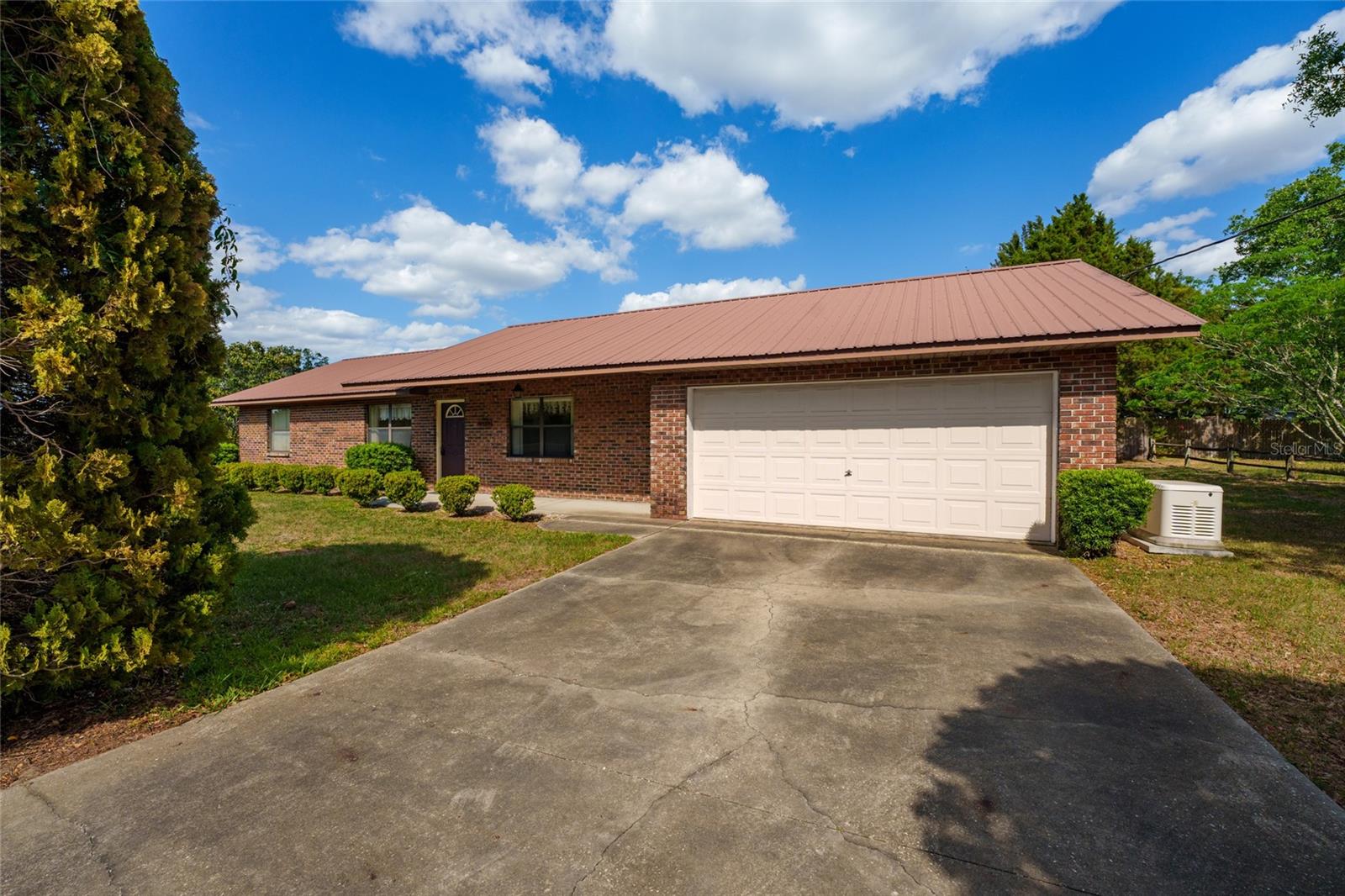 Image 2 of 50 For 14555 98th Avenue