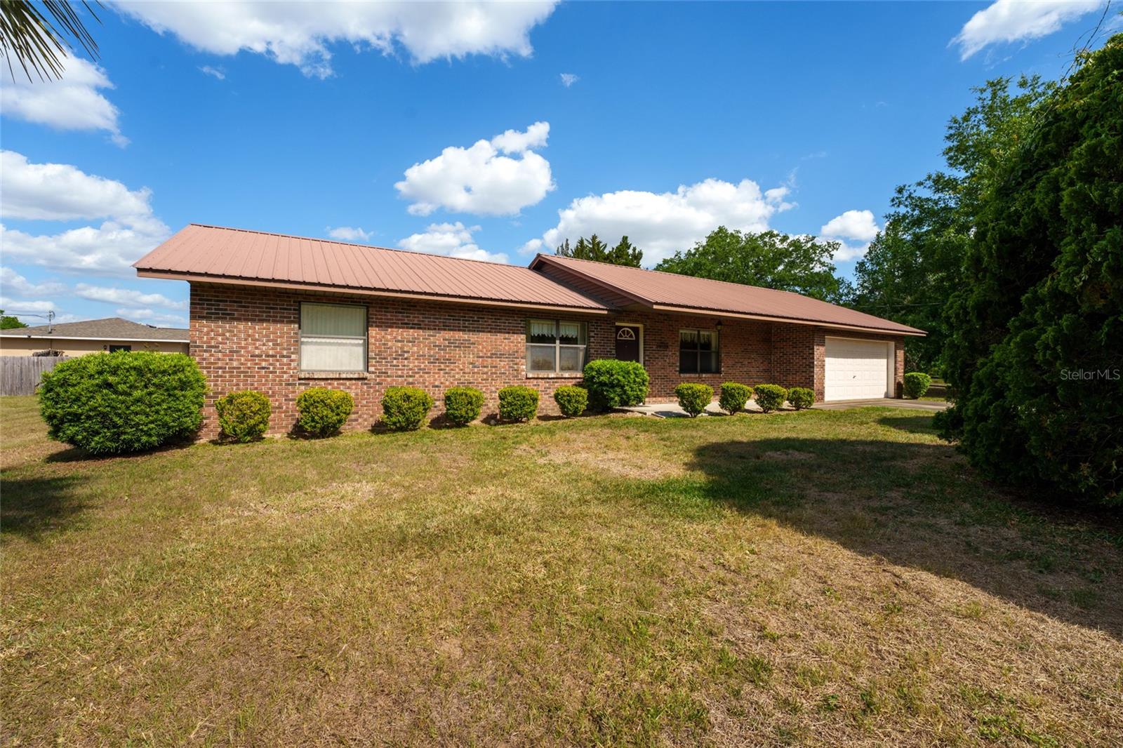 Image 3 of 50 For 14555 98th Avenue