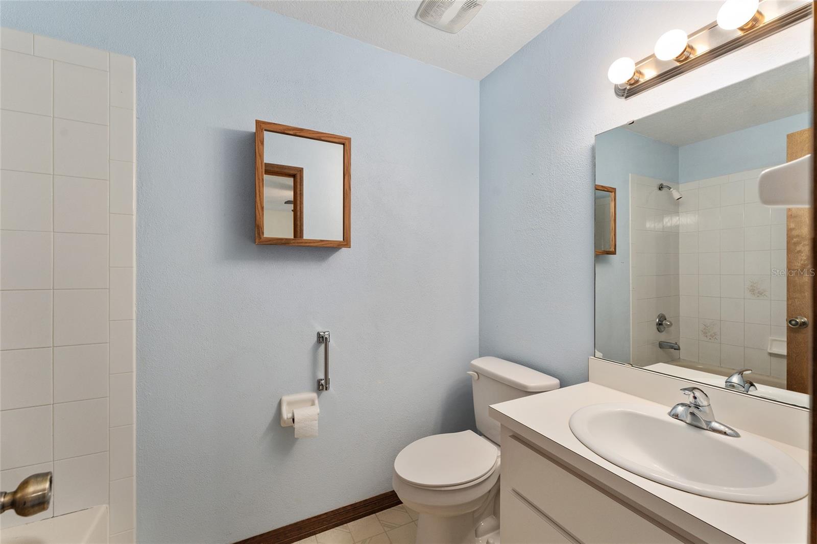 Image 30 of 50 For 14555 98th Avenue