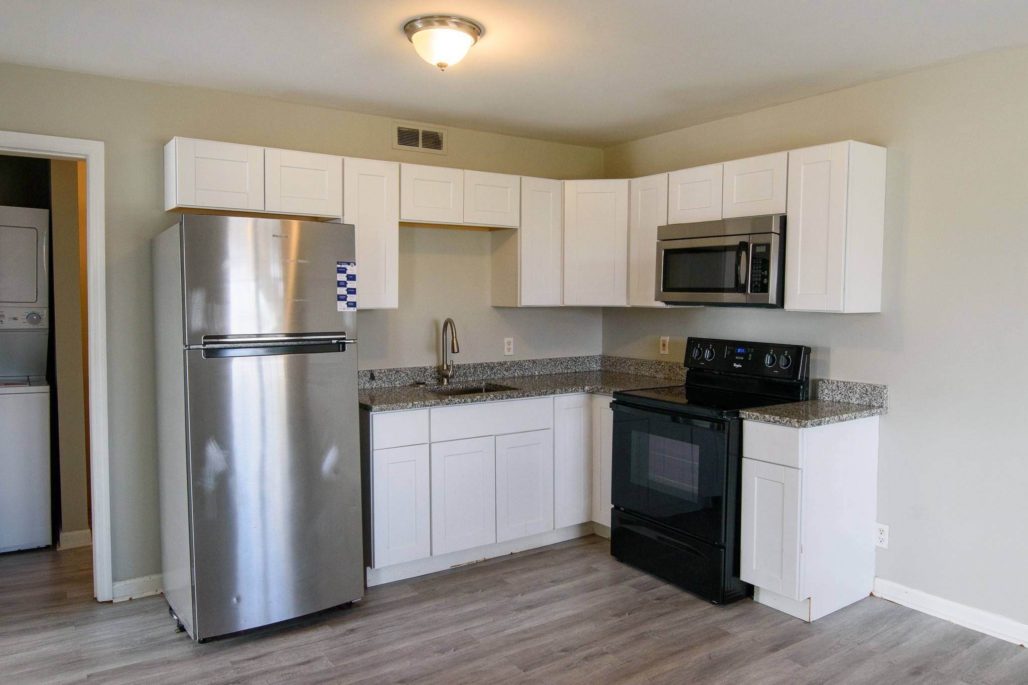 Image 3 of 62 For 9525 200 Court