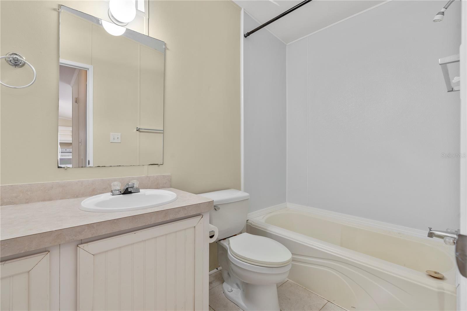 Image 21 of 37 For 2717 Buck Court