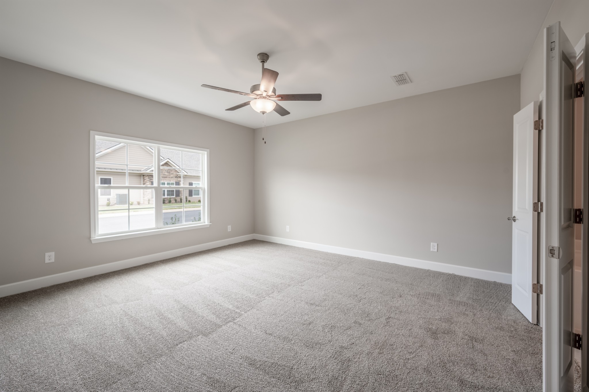 Image 13 of 33 For 3250 46th Avenue