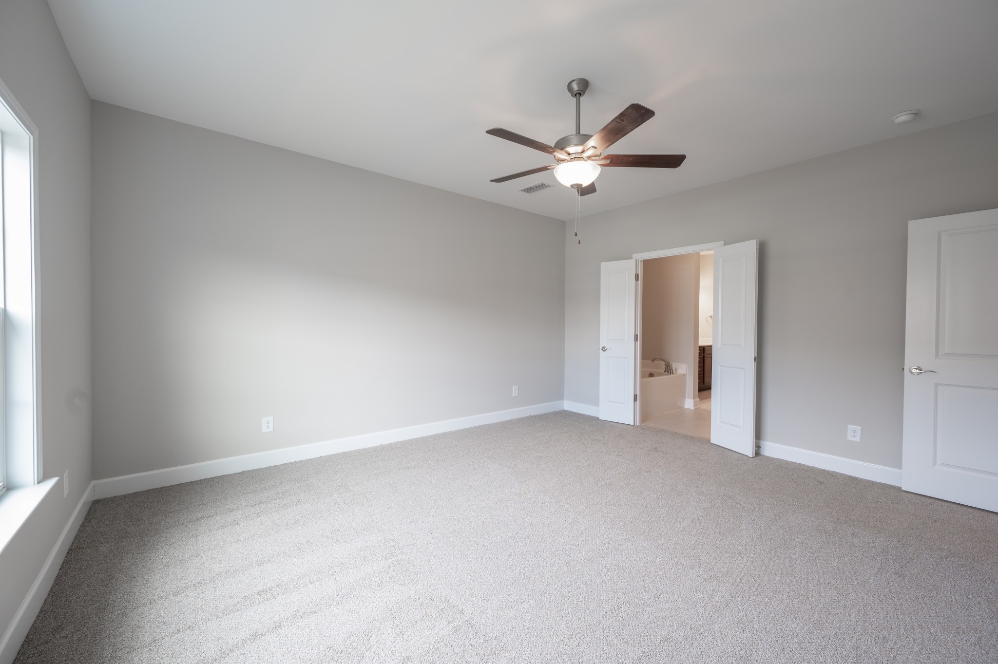 Image 15 of 33 For 3250 46th Avenue