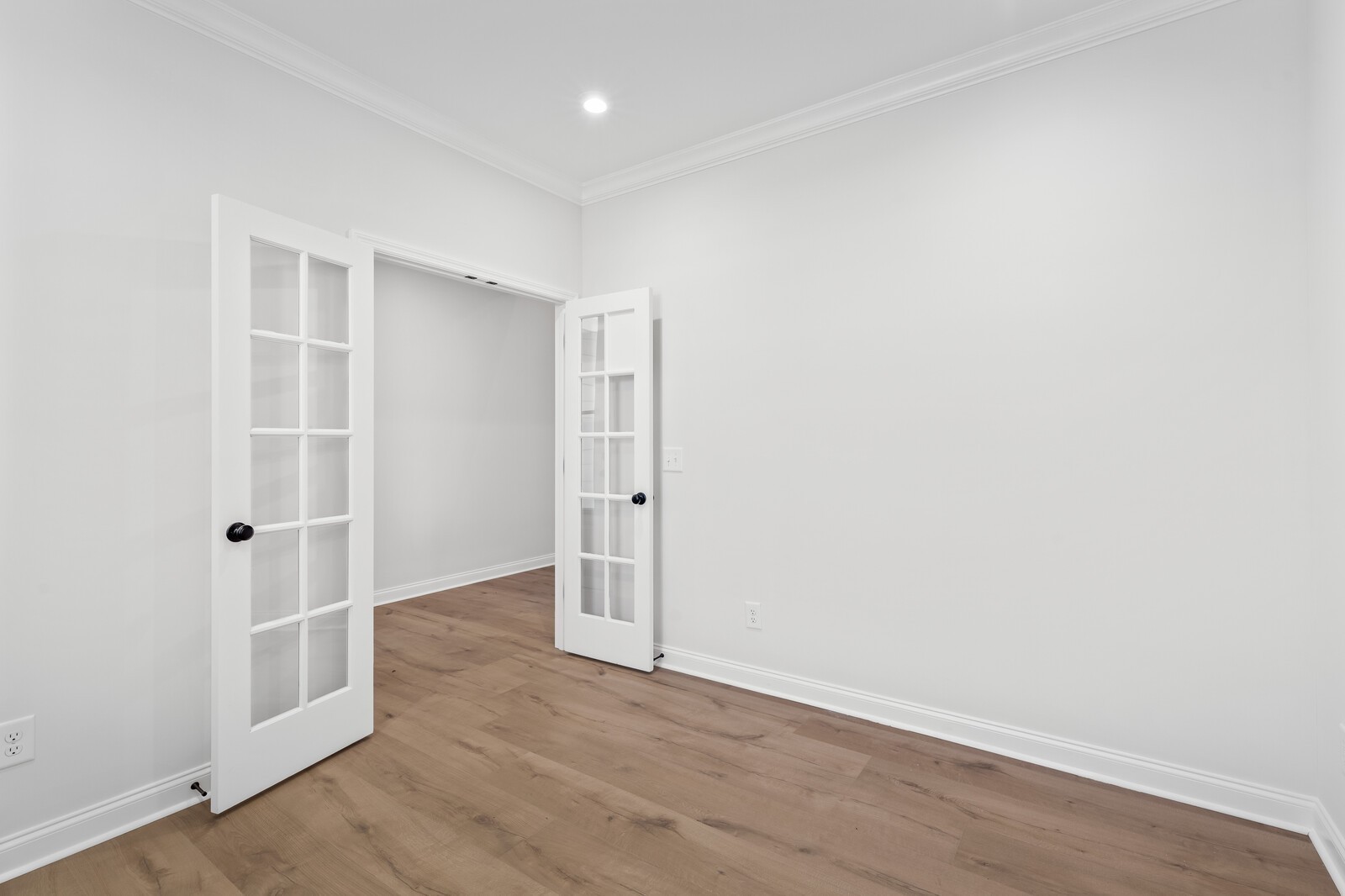 Image 10 of 64 For 23737 Mallard Avenue