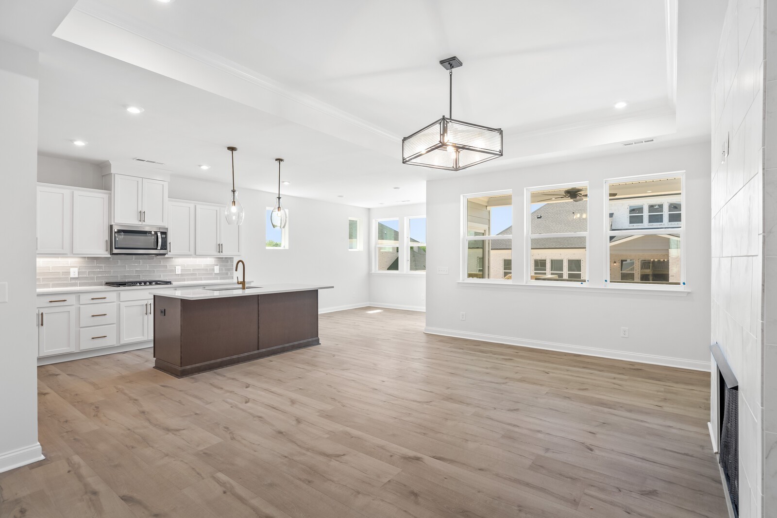 Image 13 of 64 For 23737 Mallard Avenue