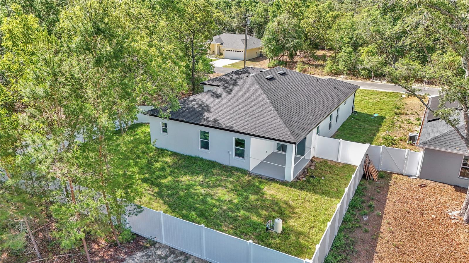 Image 11 of 40 For 9405 159th Lane