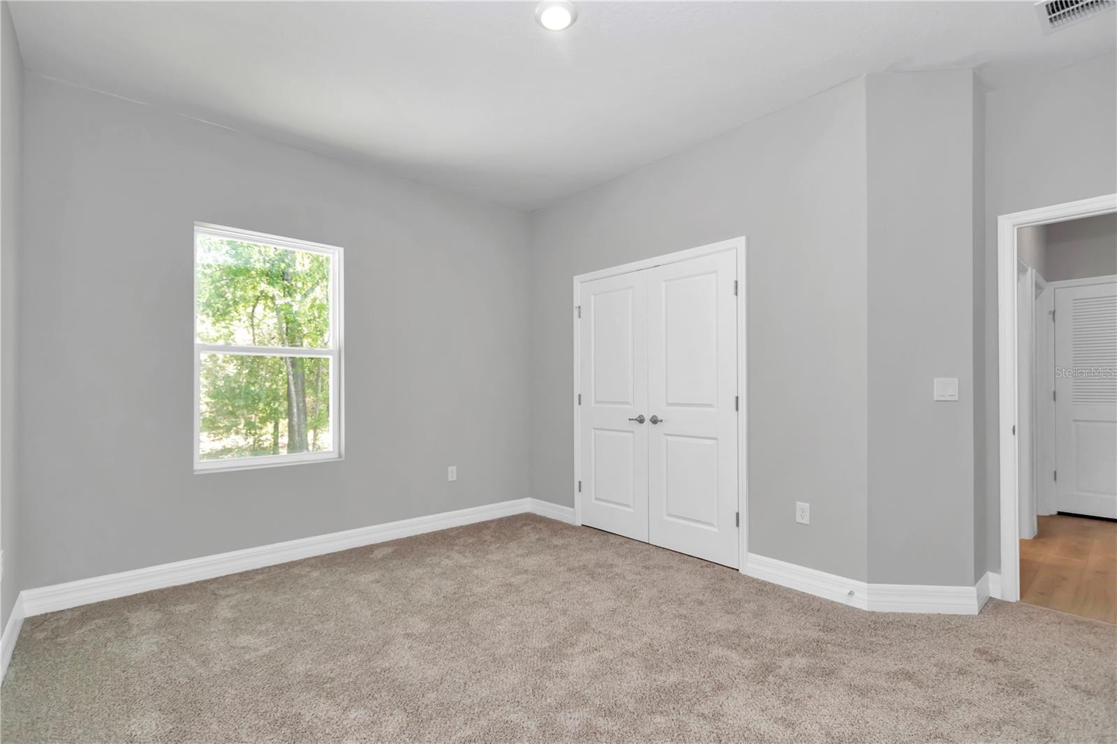 Image 21 of 40 For 9405 159th Lane