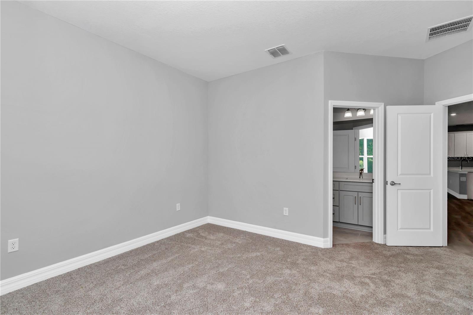 Image 27 of 40 For 9405 159th Lane