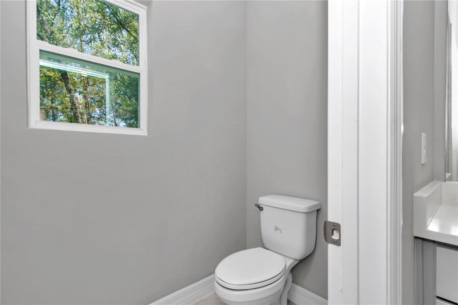 Image 34 of 40 For 9405 159th Lane