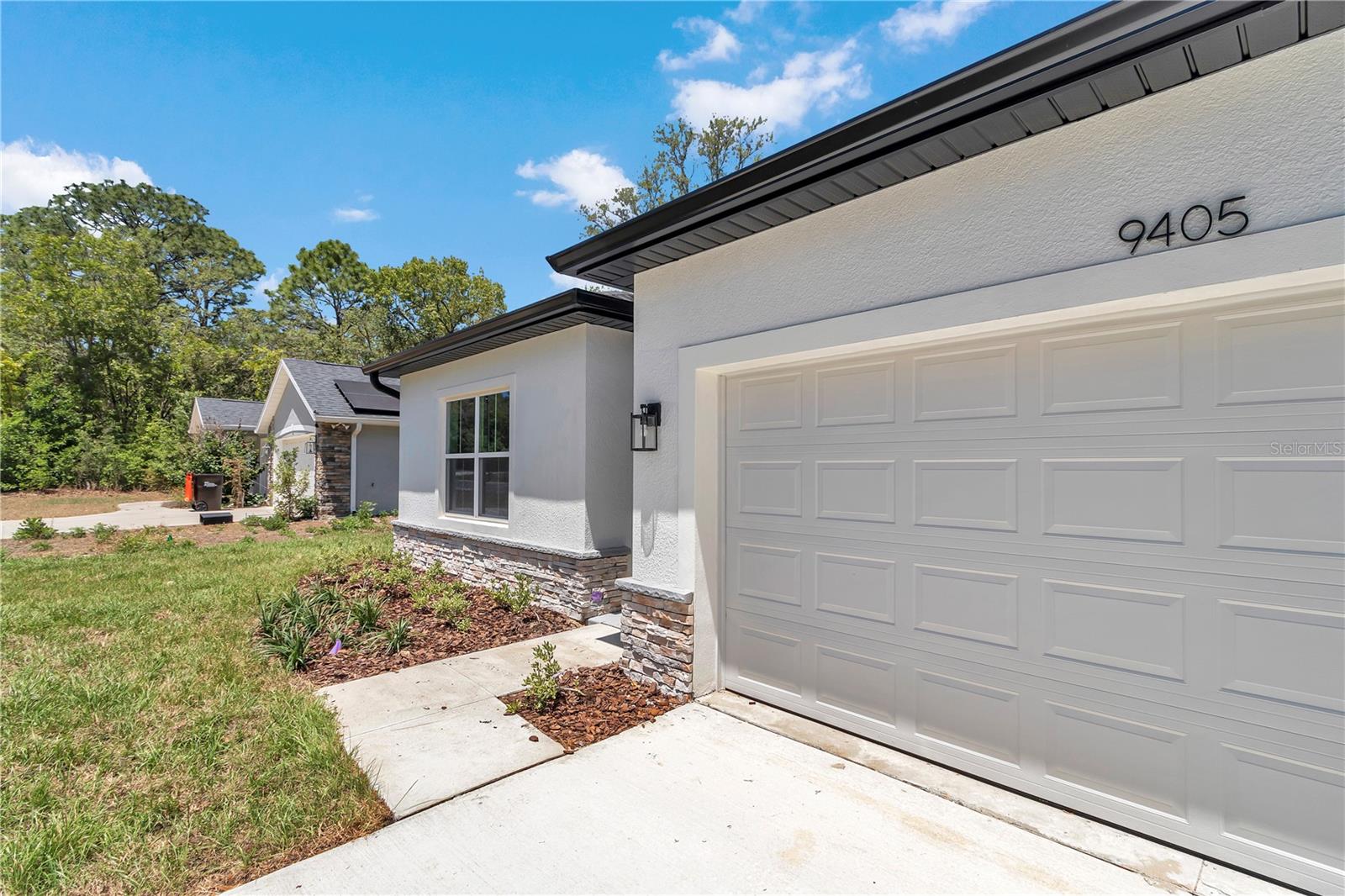 Image 7 of 40 For 9405 159th Lane