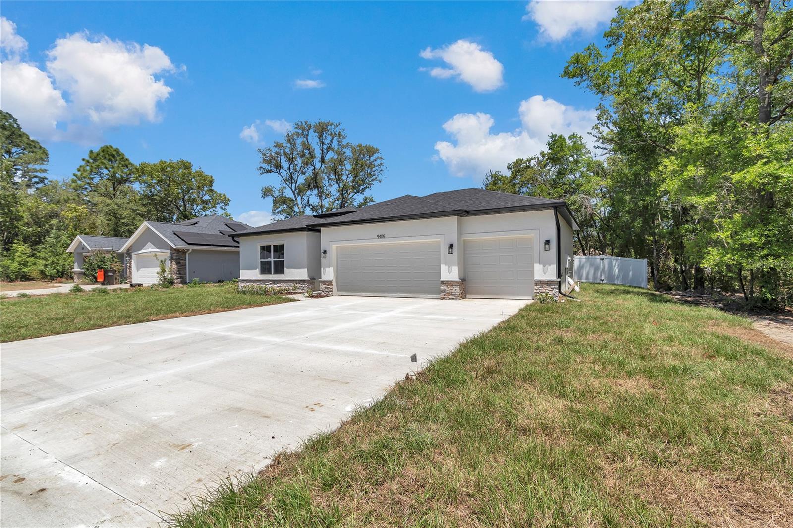 Image 8 of 40 For 9405 159th Lane