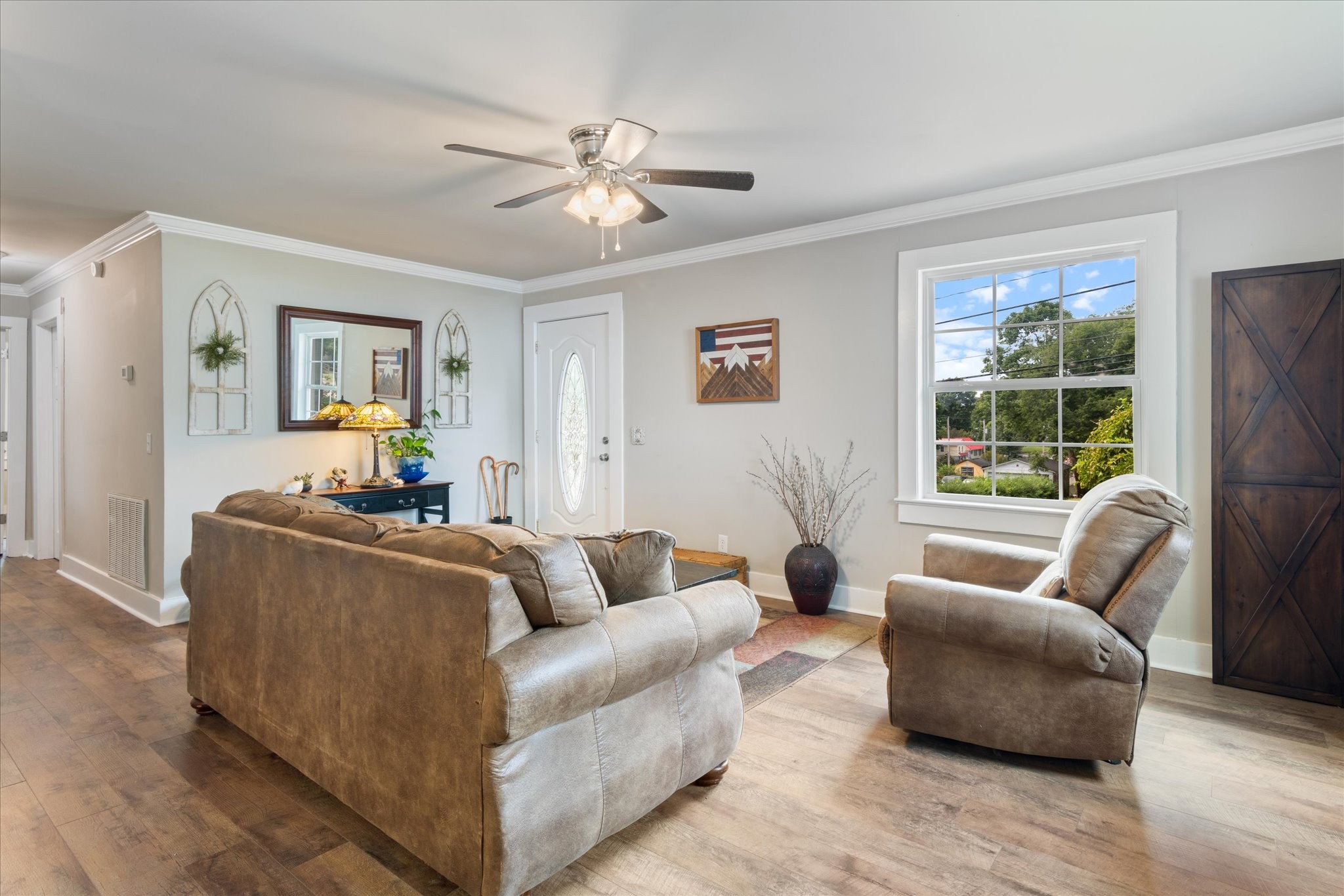 Image 8 of 22 For 12397 Edwards Court