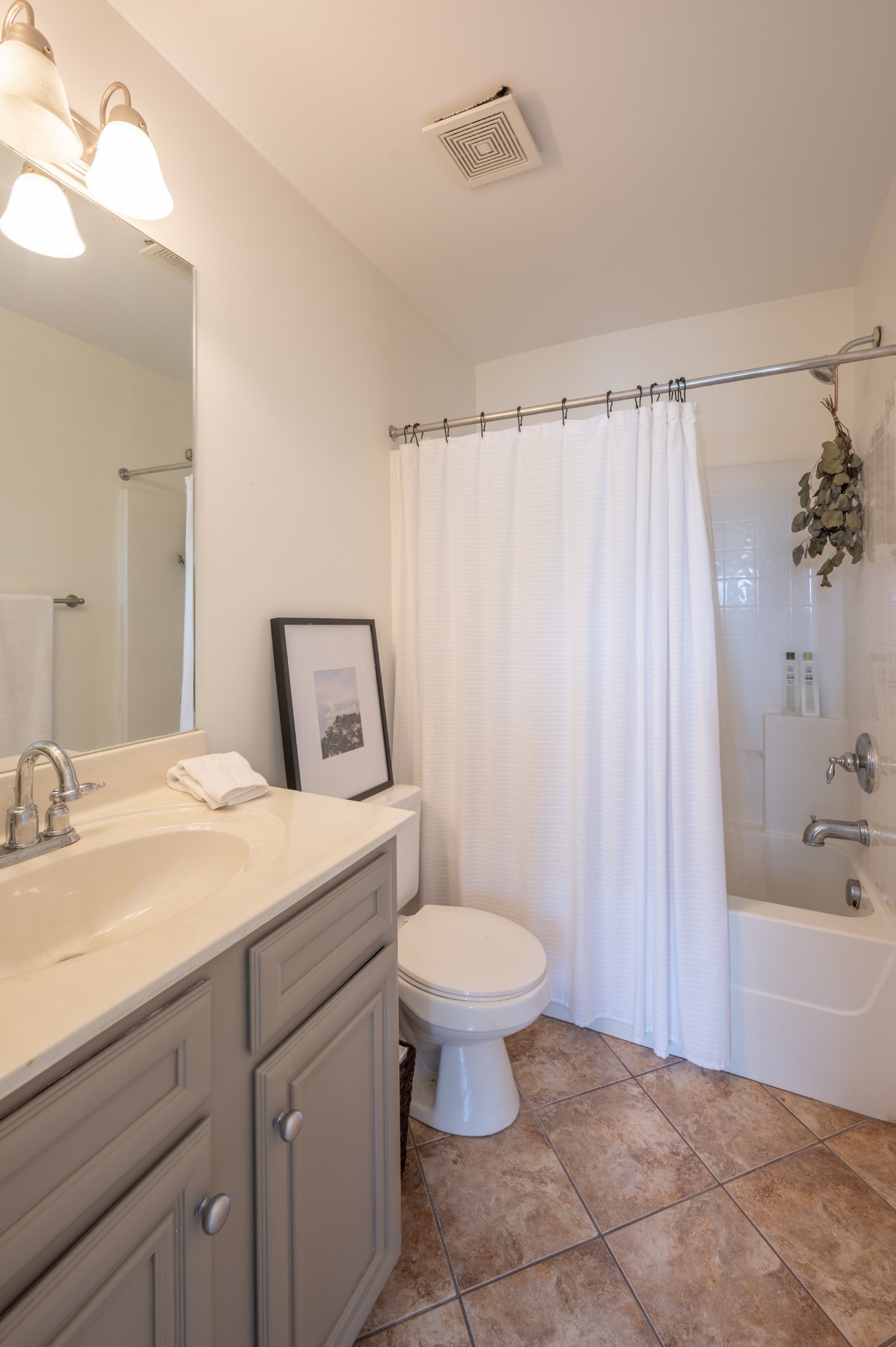 Image 23 of 50 For 2206 3rd Avenue