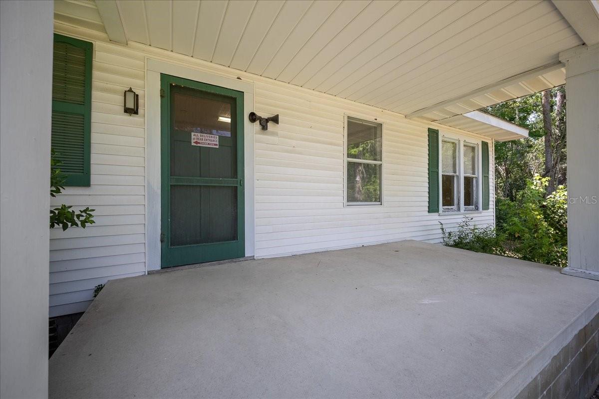 Image 40 of 50 For 2206 3rd Avenue