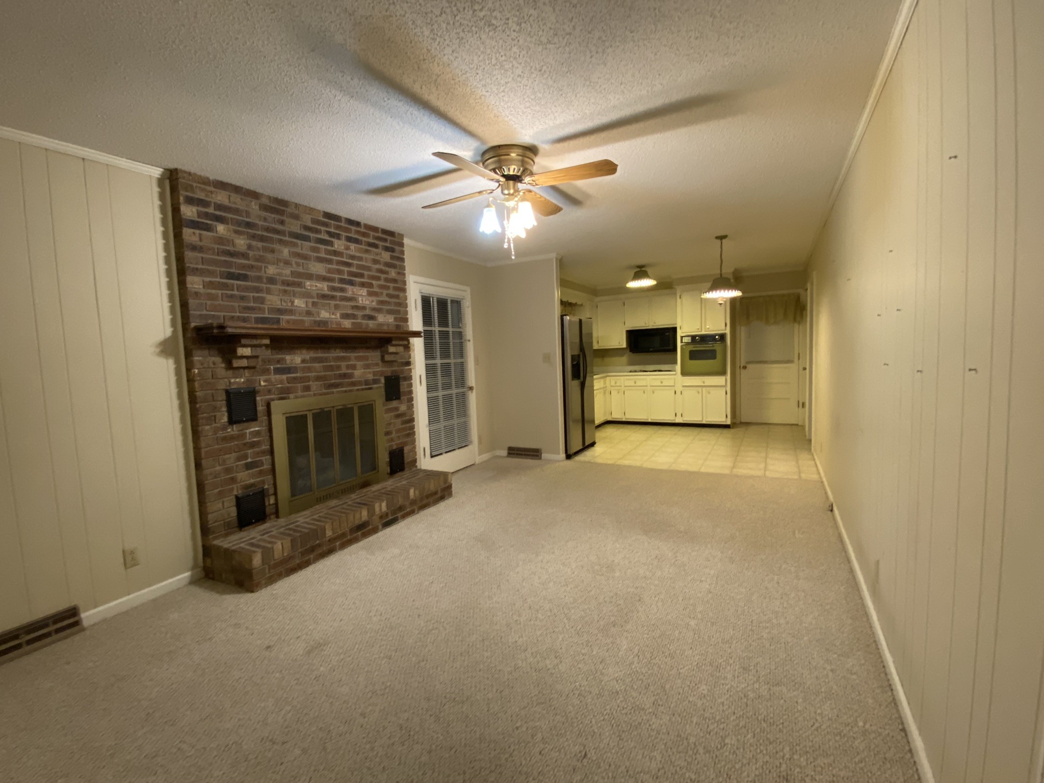 Image 2 of 32 For 608 31st Terrace