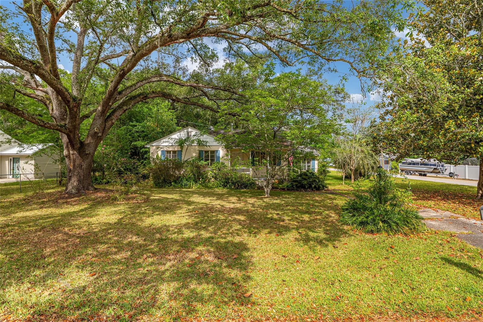 Image 26 of 32 For 608 31st Terrace