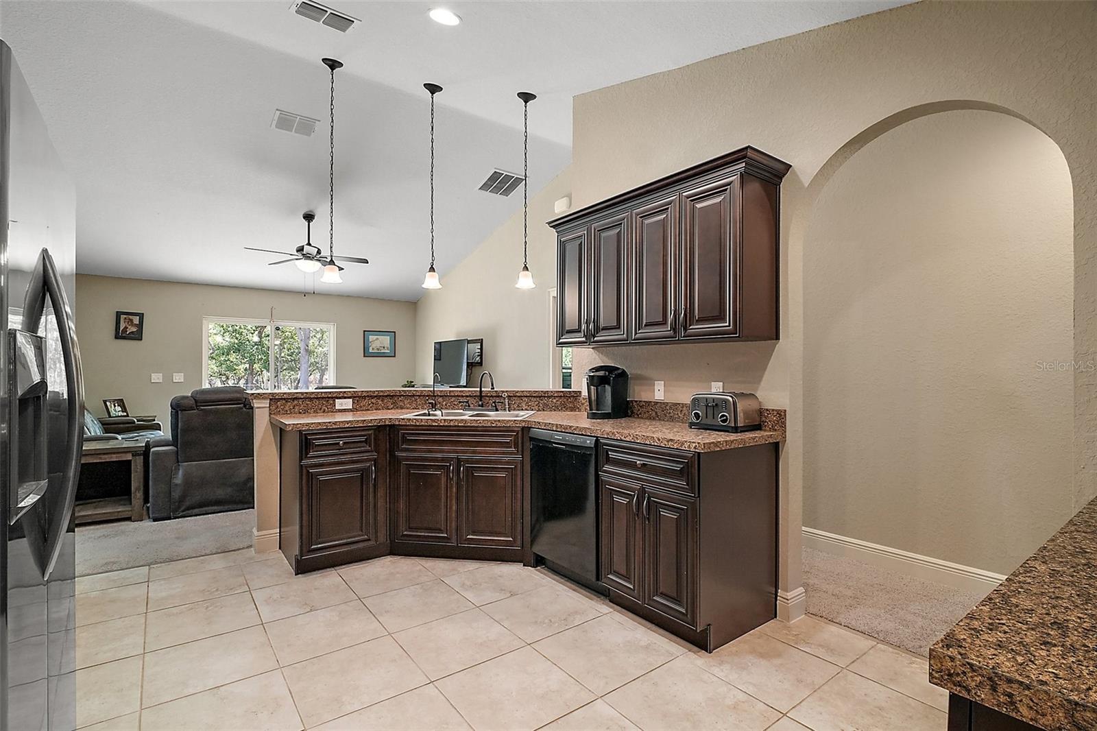 Image 12 of 31 For 171 Oak Circle