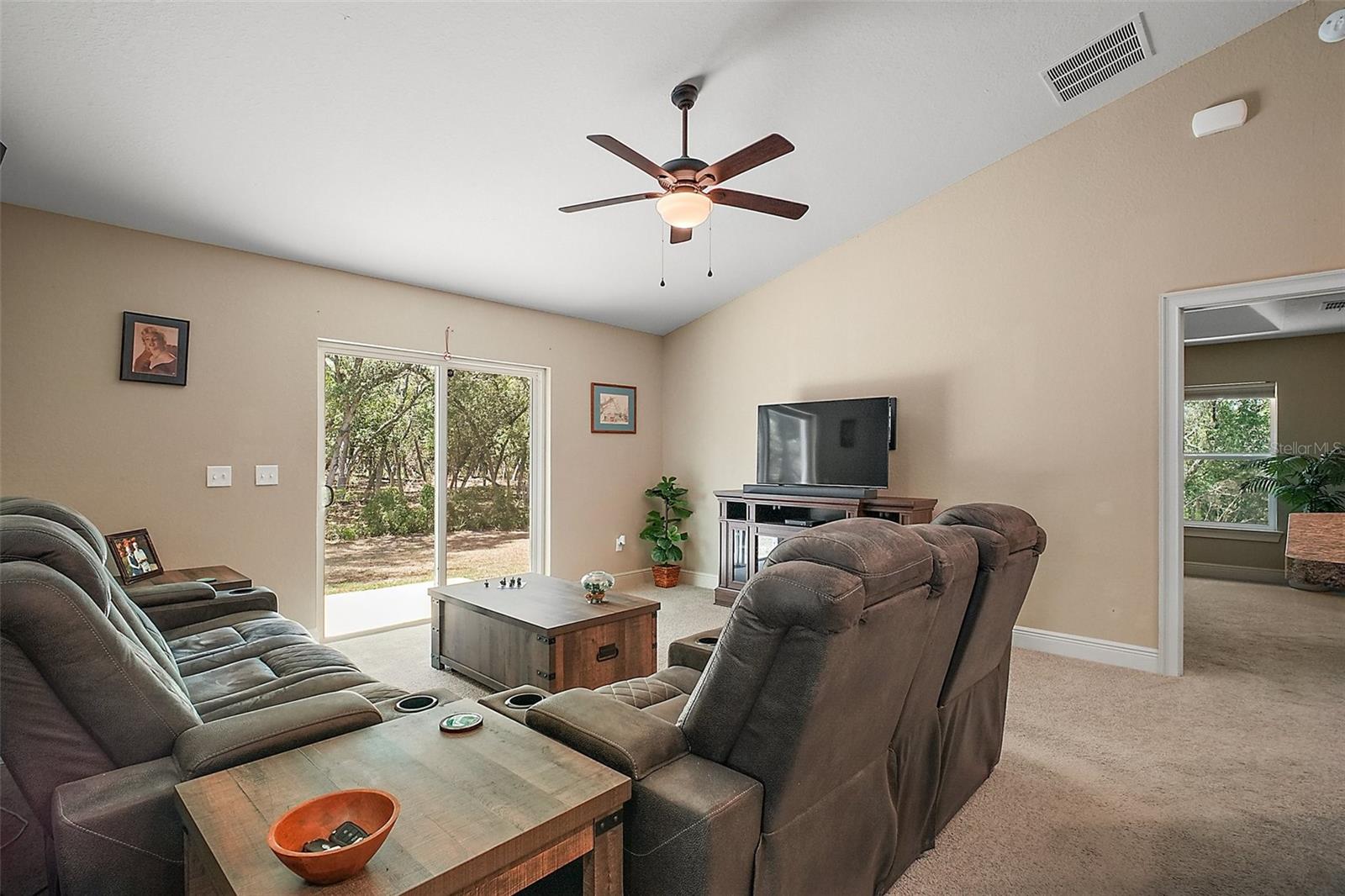 Image 15 of 31 For 171 Oak Circle