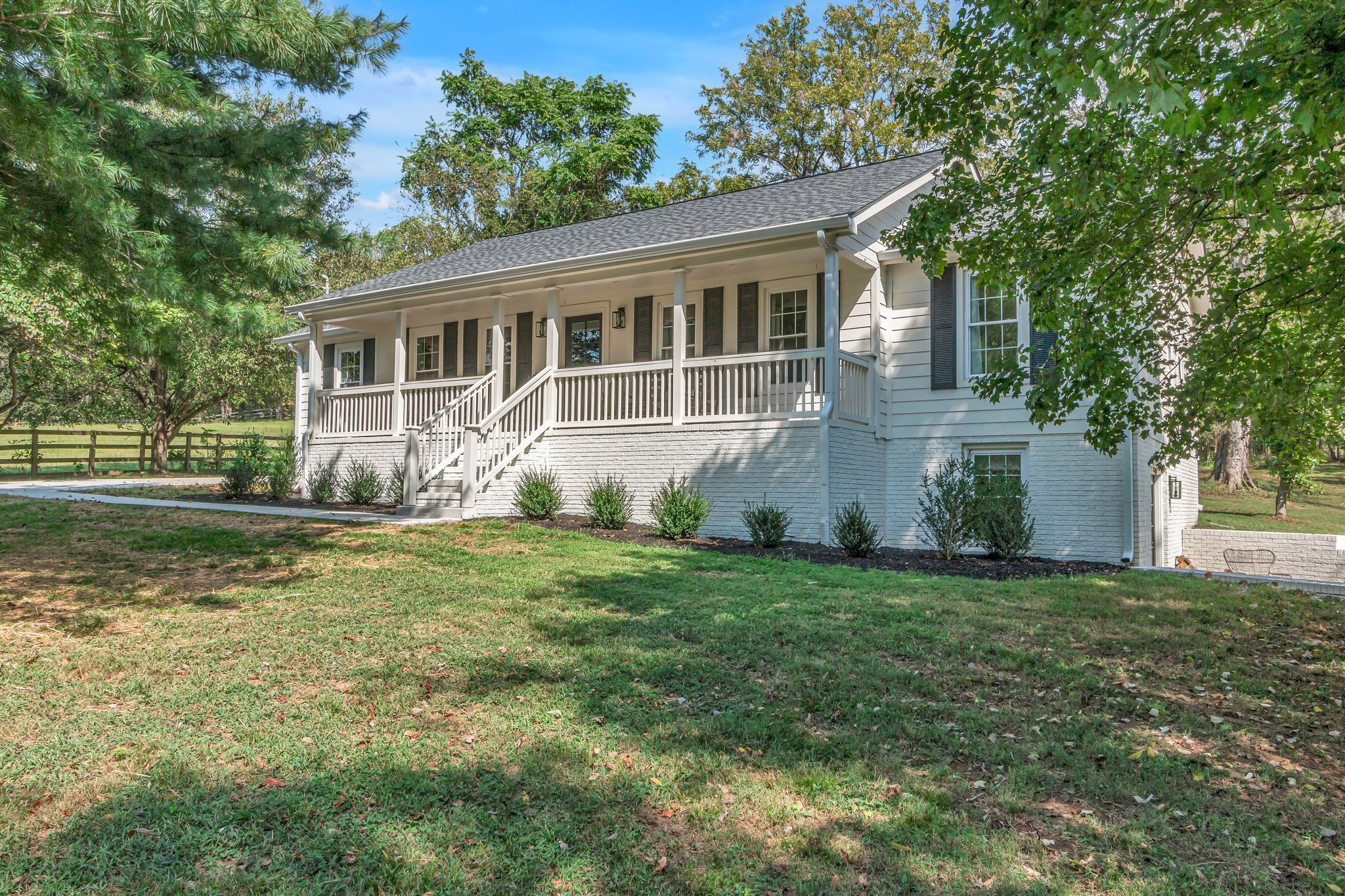 Image 7 of 13 For 6035 Sw 54th Street