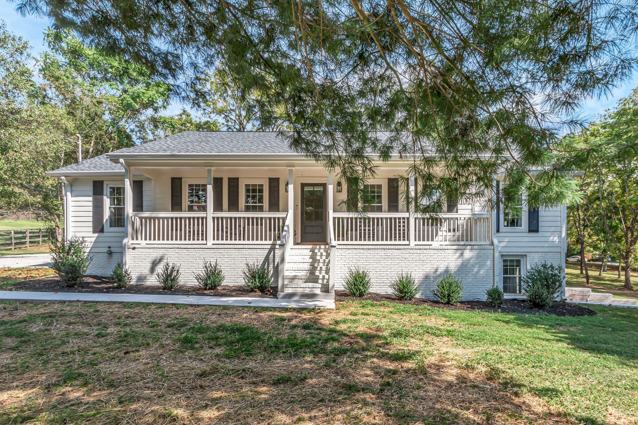 Image 8 of 13 For 6035 Sw 54th Street