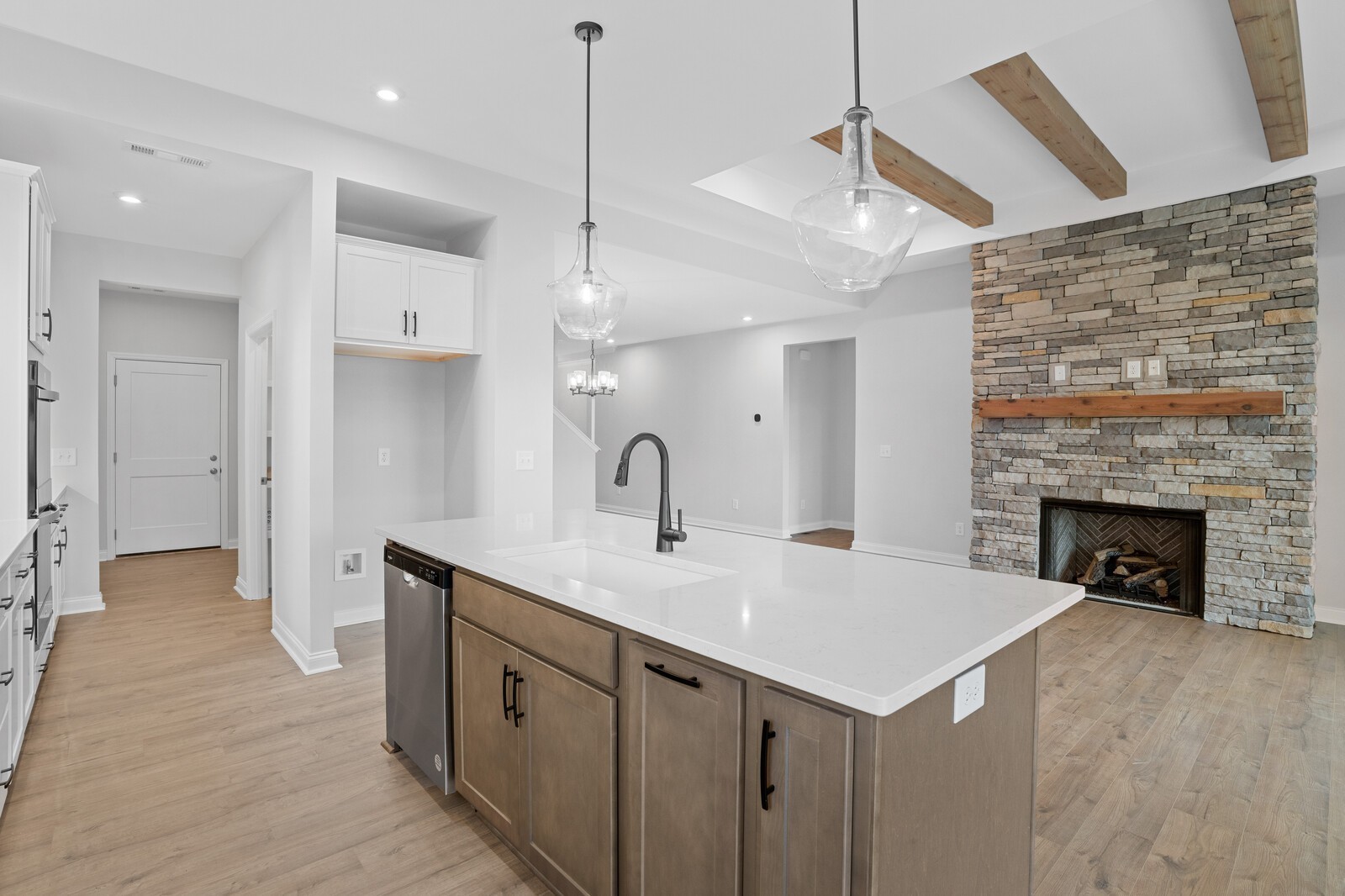 Image 6 of 18 For 10434 133rd Avenue